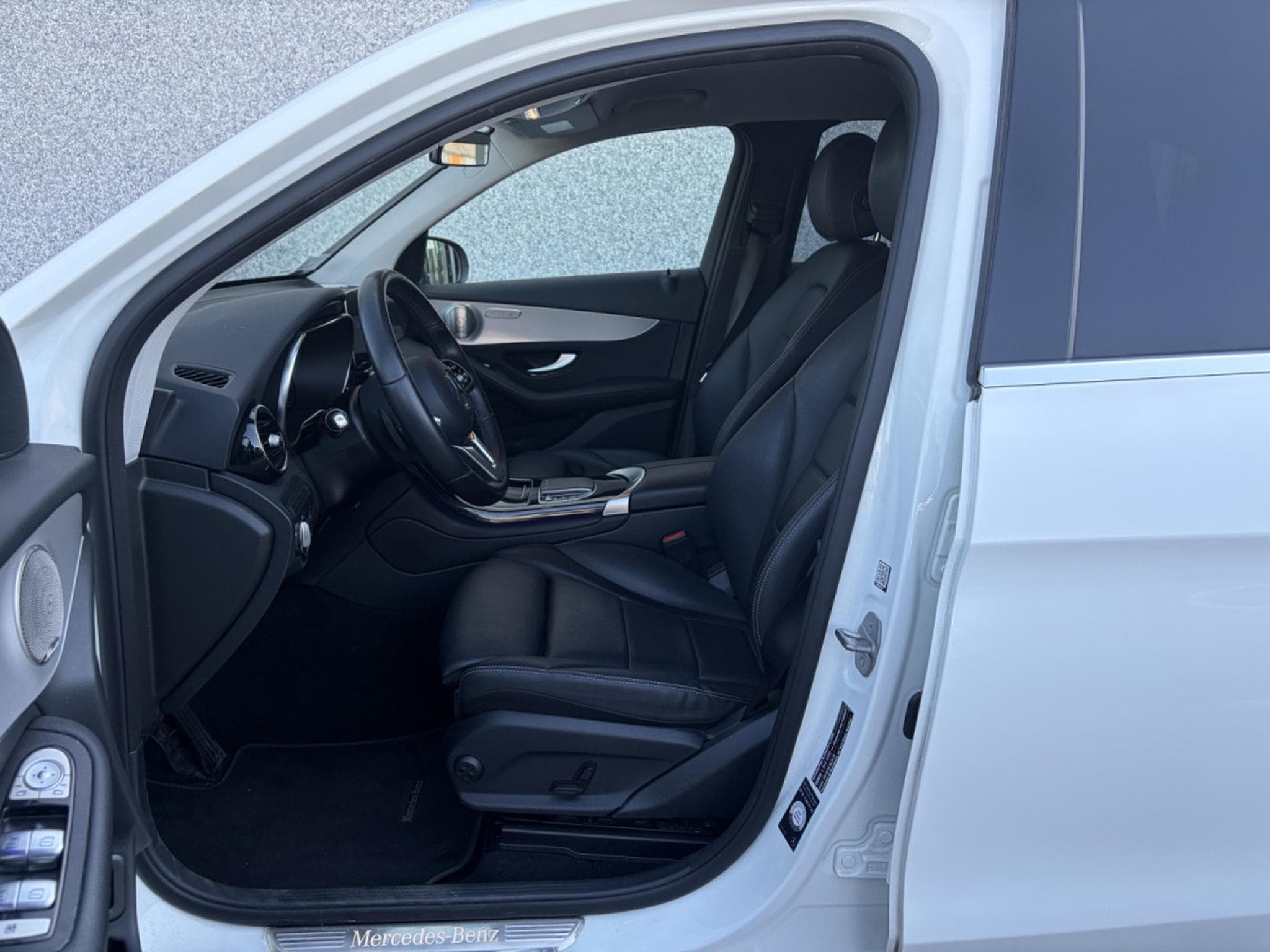 Mercedes GLC 300 GLC300e 4MATIC/ SUSPENSIONS PNEUMATIQUES/ BURMESTER/ AGILITY (2021) - Photo 5