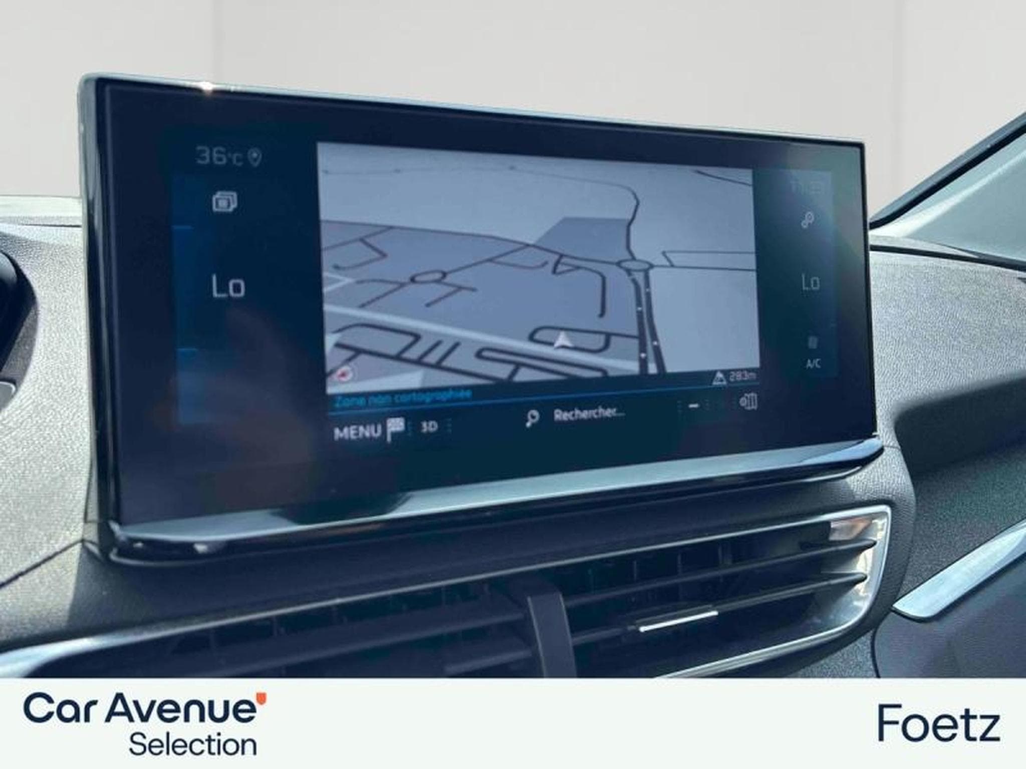 PEUGEOT 5008 1.2 PureTech 130ch S&S Allure Pack (2021) - Photo 12