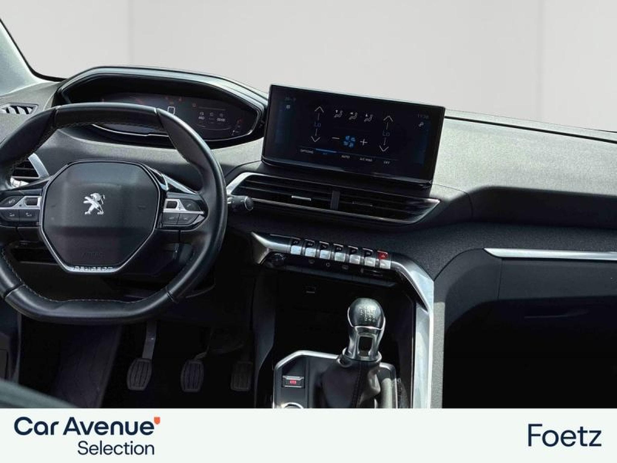 PEUGEOT 5008 1.2 PureTech 130ch S&S Allure Pack (2021) - Photo 3