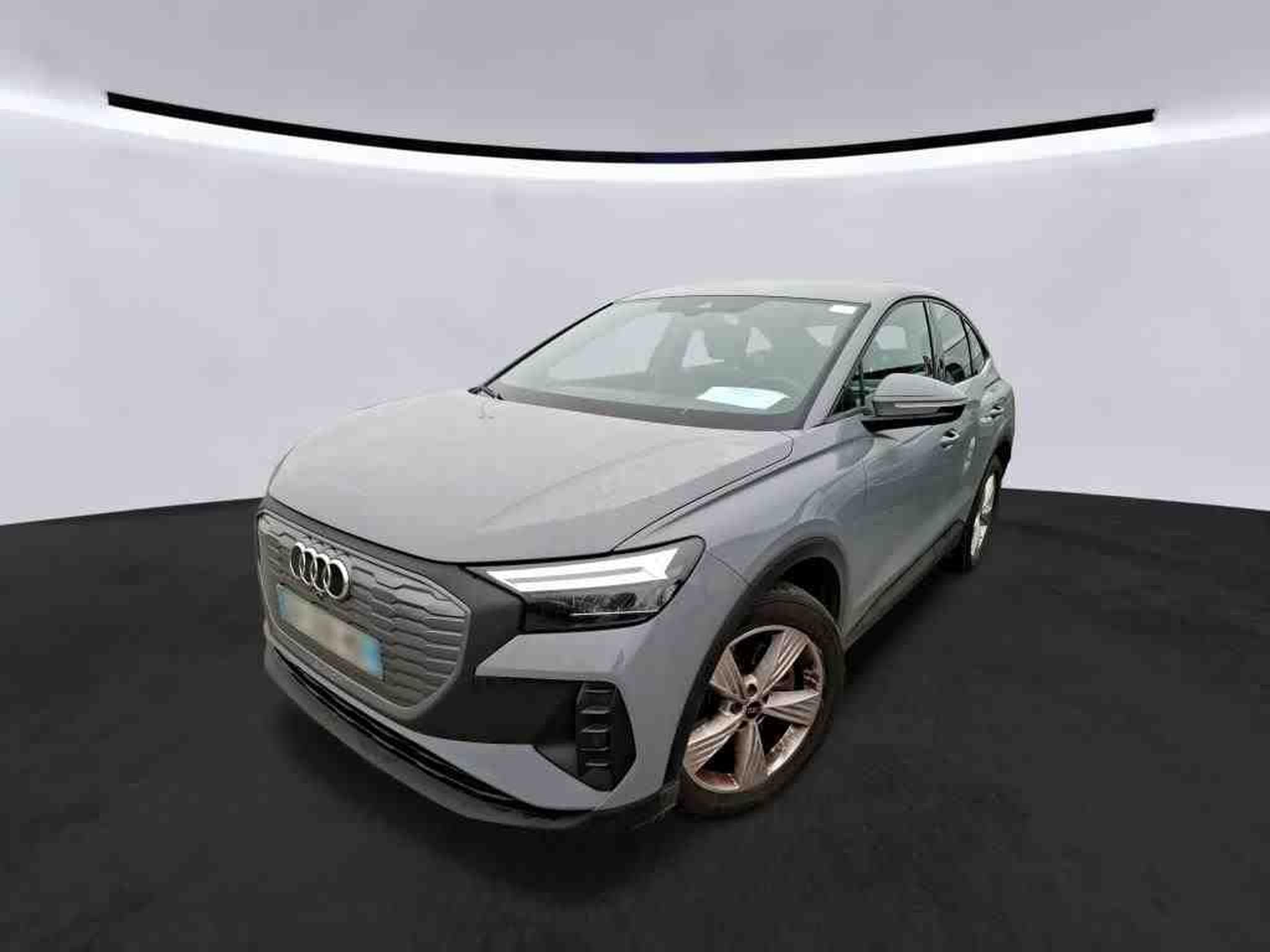 Audi Q4 e-tron Standard (2023) - Photo 1