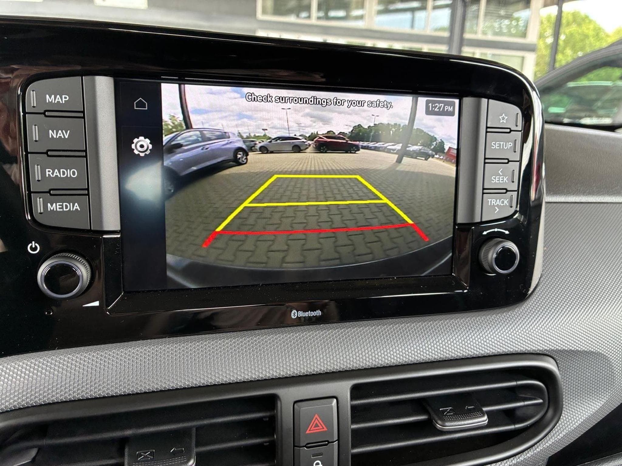 Hyundai i10 Standard (2025) - Photo 13