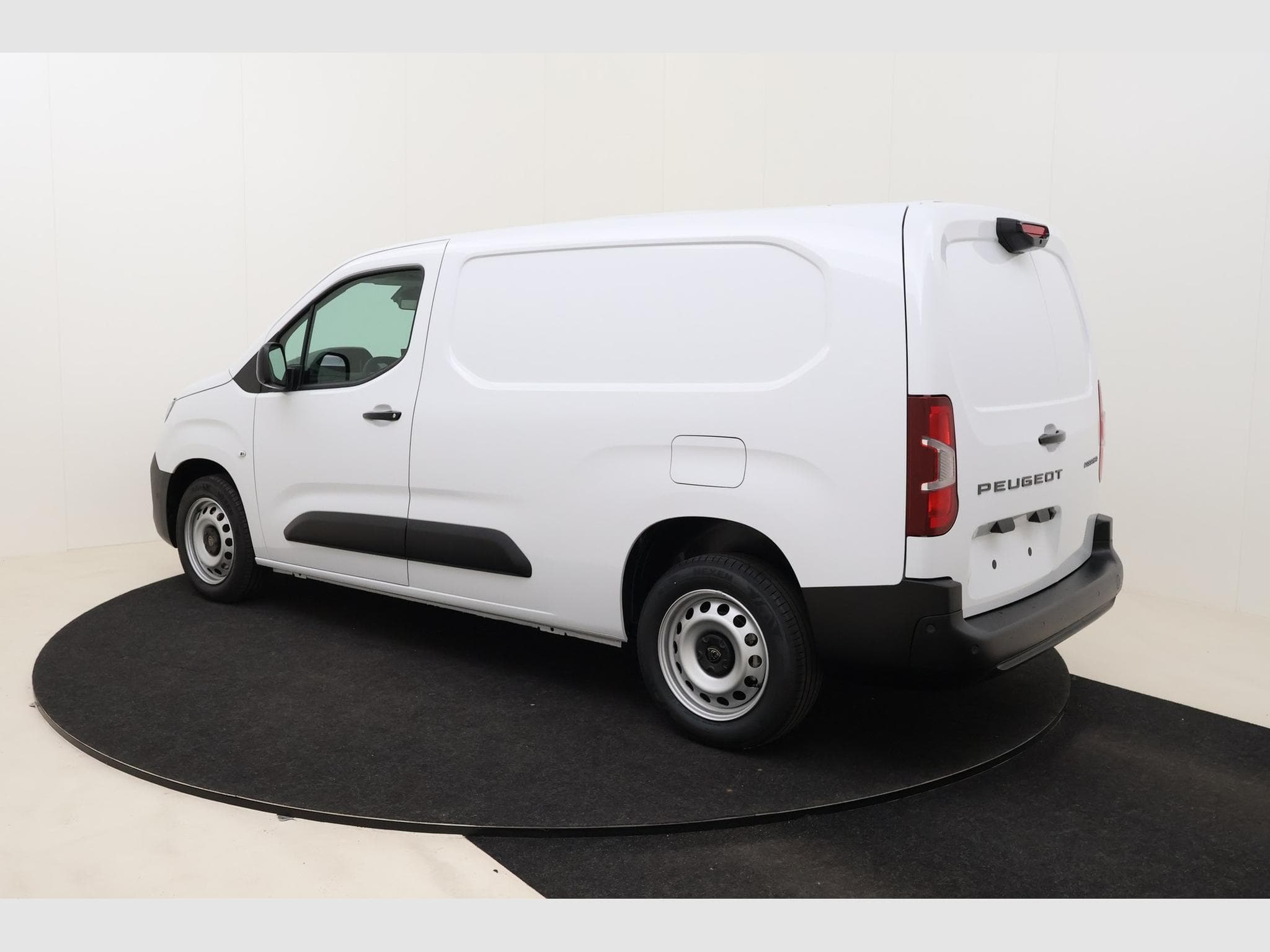 Peugeot Partner Long Heavy (2026) - Photo 8