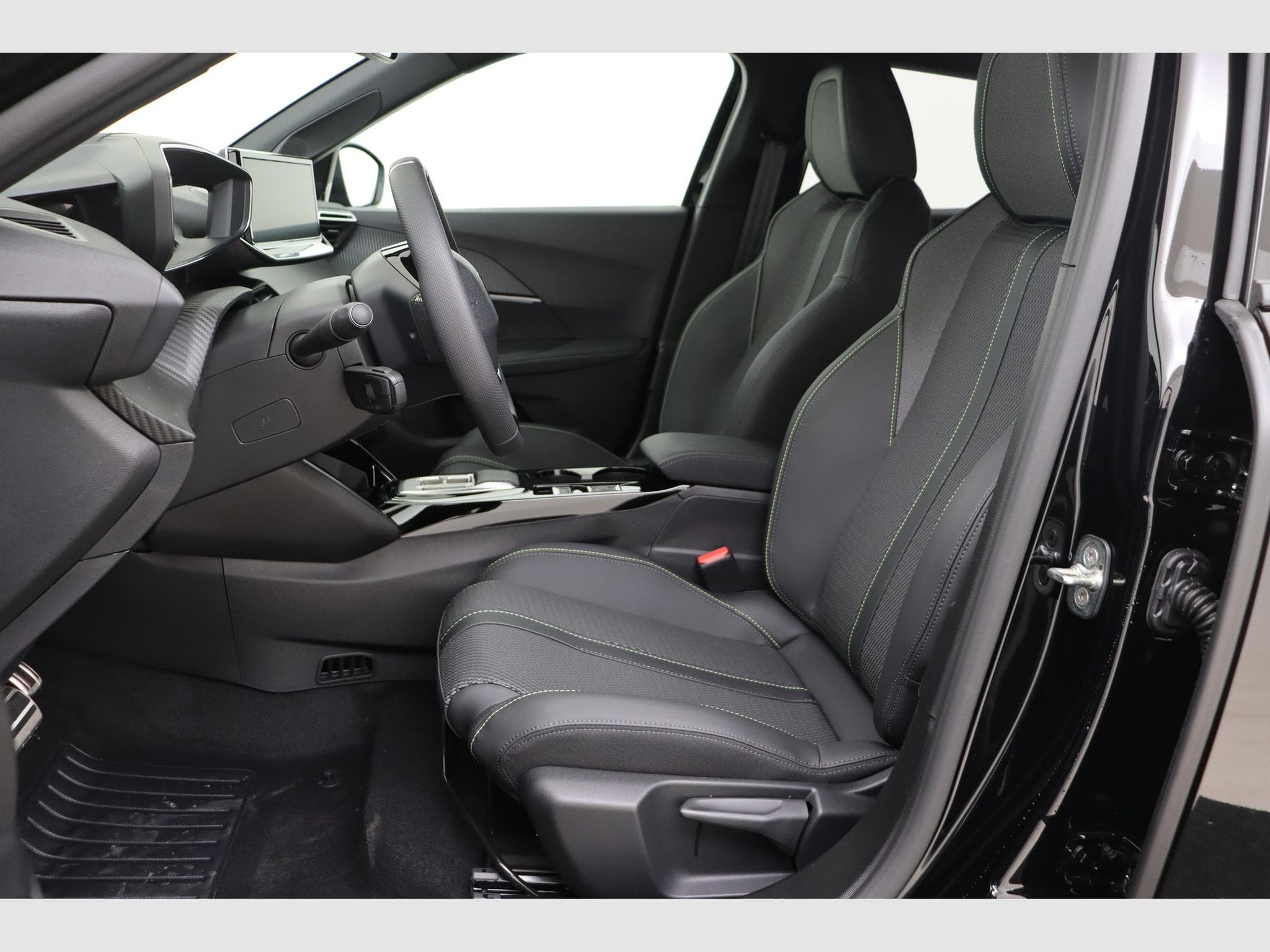 Peugeot 2008 GT (2026) - Photo 13