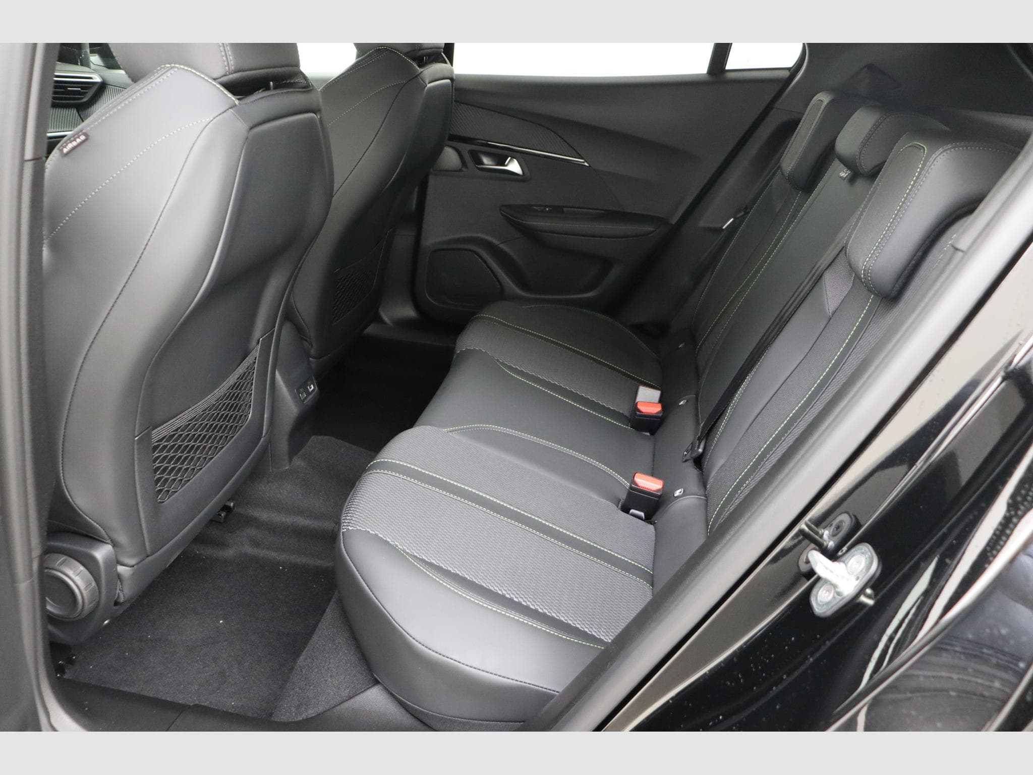 Peugeot 2008 GT (2026) - Photo 16