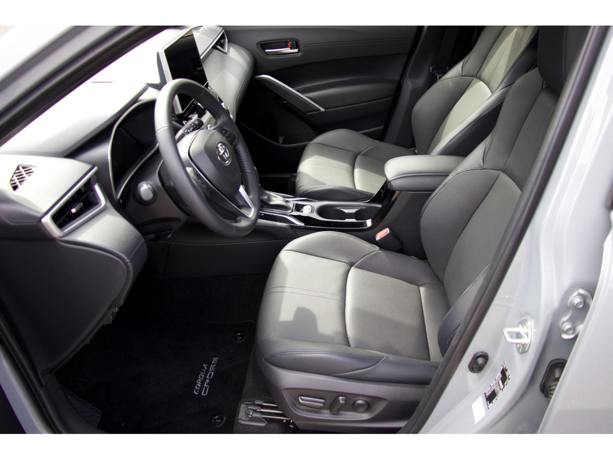 Toyota Corolla 2.0 Hybrid cuir ACC Pano. JBL 360° LED BSM (2024) - Photo 5