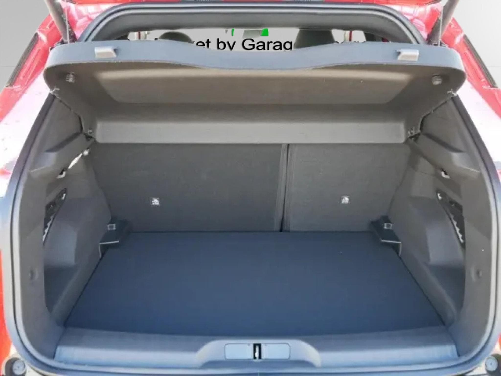Alfa-Romeo Junior Ibrida Speciale 1.2 VGT (2026) - Photo 8
