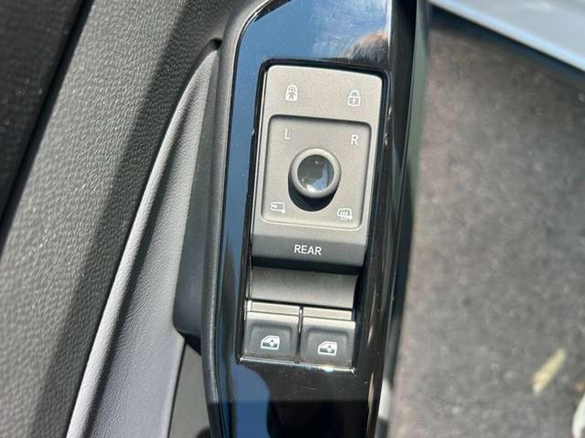 VW ID.4 77KWH PRO PERFORMANCE 204CV (2022) - Photo 8