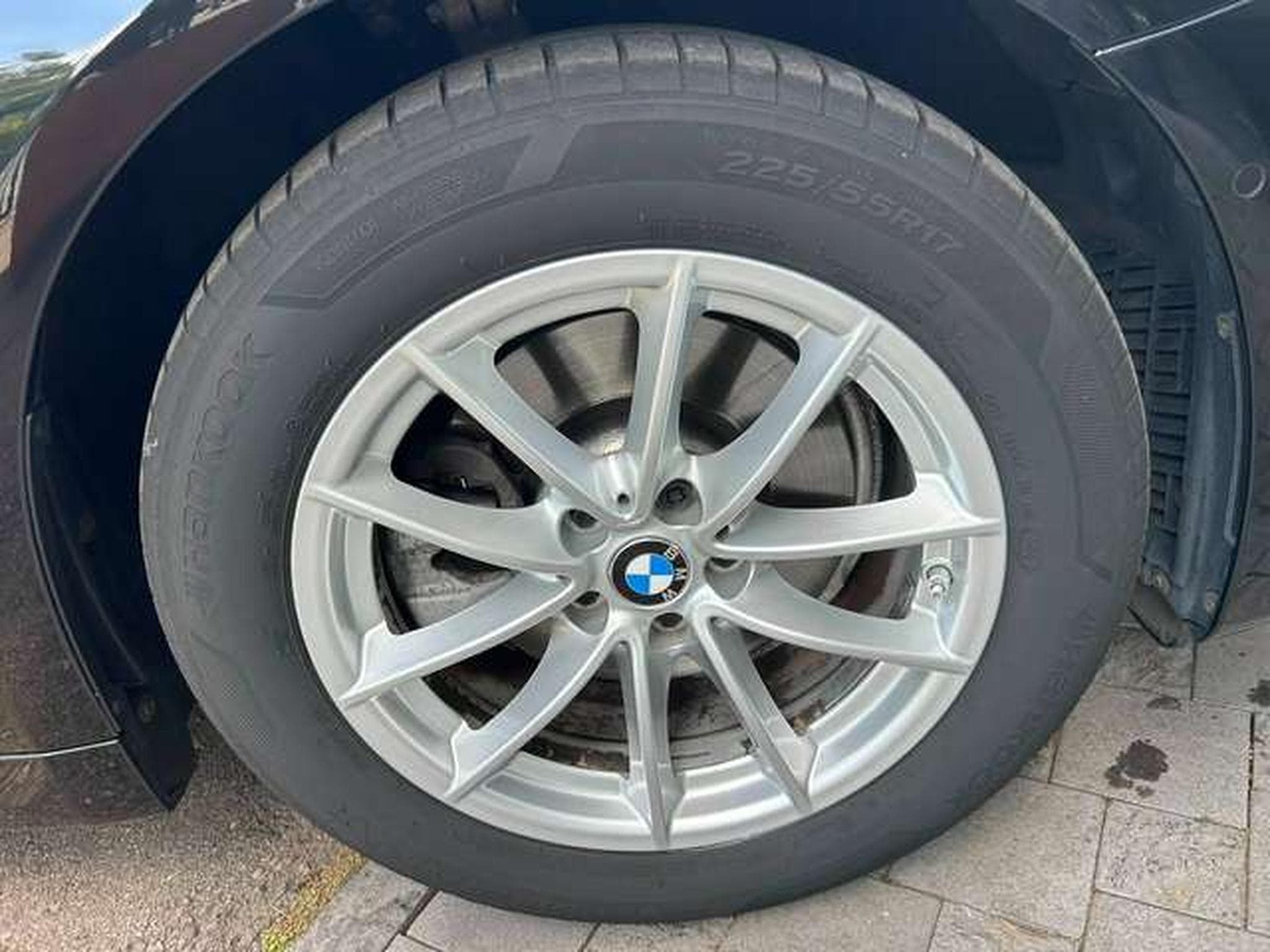 BMW 518 BERLINE 150CV BOITE AUTO GPS/CAMERA DE RECUL/CARPLAY (2022) - Photo 23