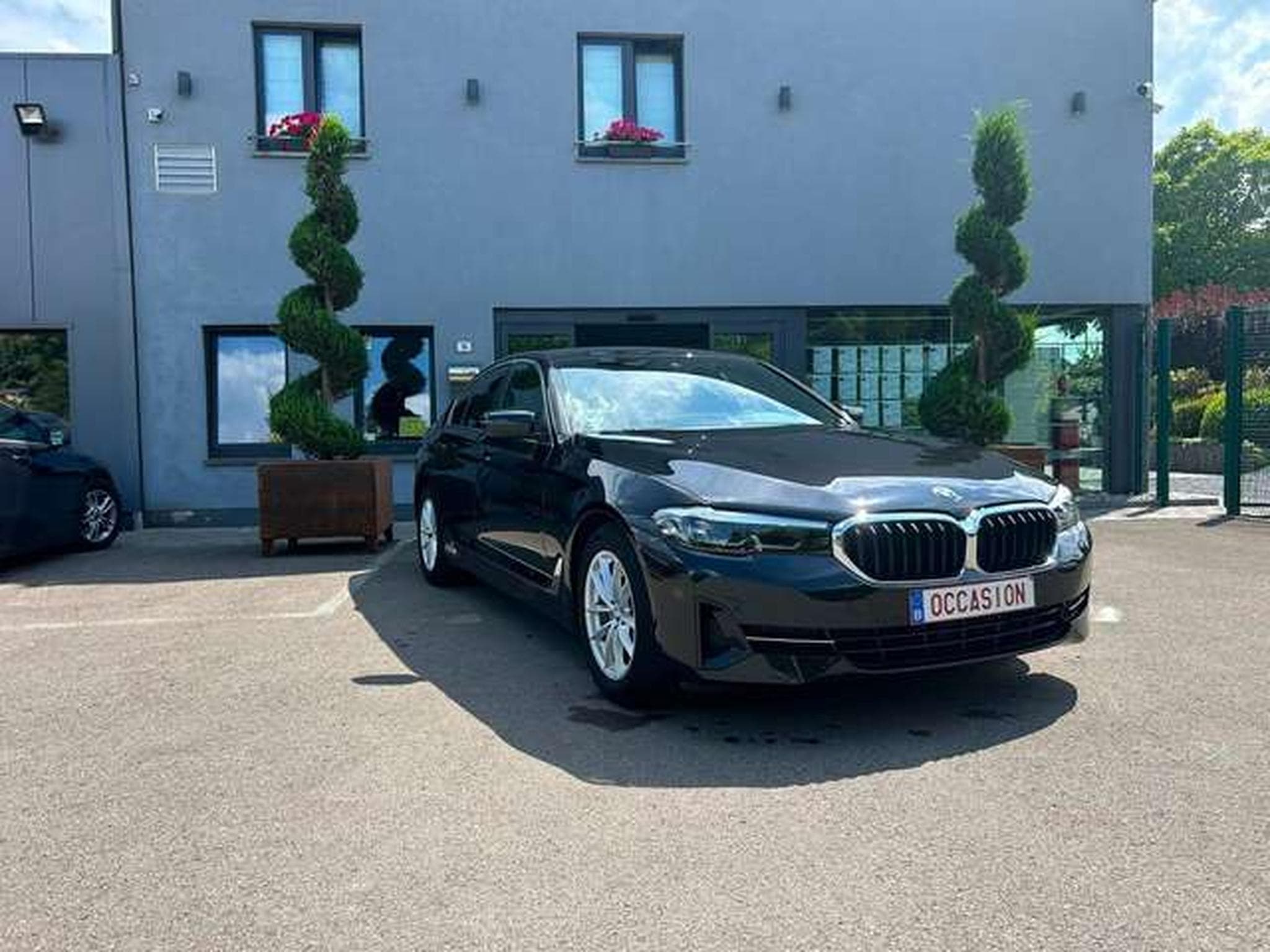 BMW 518 BERLINE 150CV BOITE AUTO GPS/CAMERA DE RECUL/CARPLAY (2022) - Photo 3