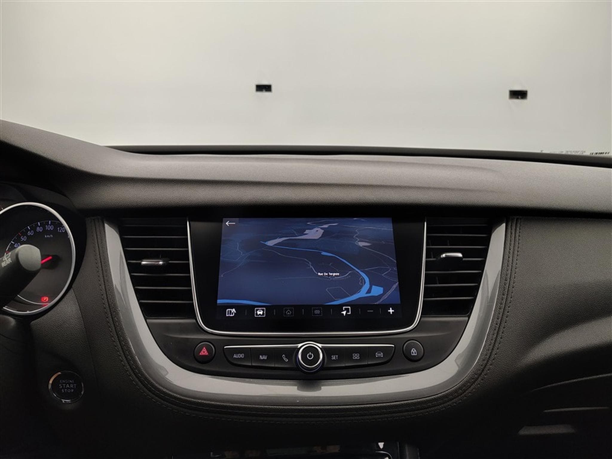 Opel Grandland 1.5 TD ECOTEC Innovation *NAVI/CAMERA/CARPLAY* (2020) - Photo 11