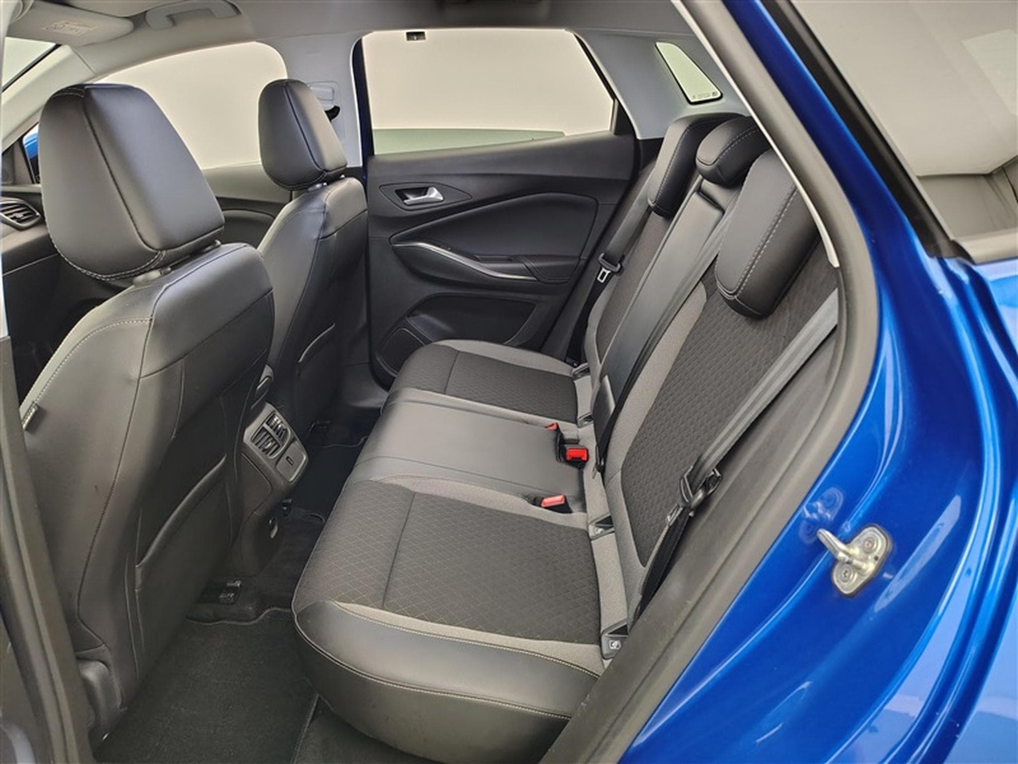 Opel Grandland 1.5 TD ECOTEC Innovation *NAVI/CAMERA/CARPLAY* (2020) - Photo 13