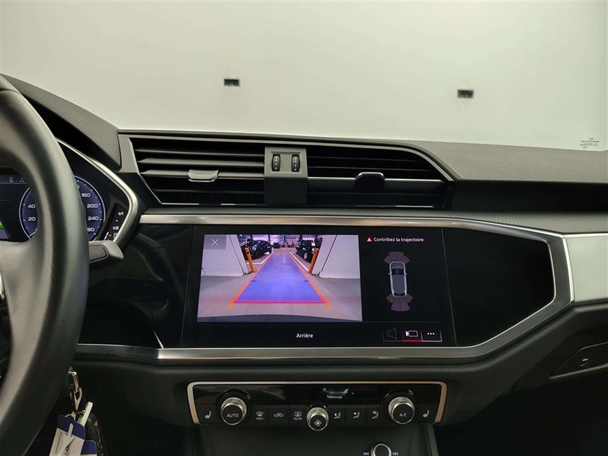 Audi Q3 Sportback PHEV 45 TFSIe S tronic  CUIR/NAVI/FULL LED/JA18 (2021) - Photo 18