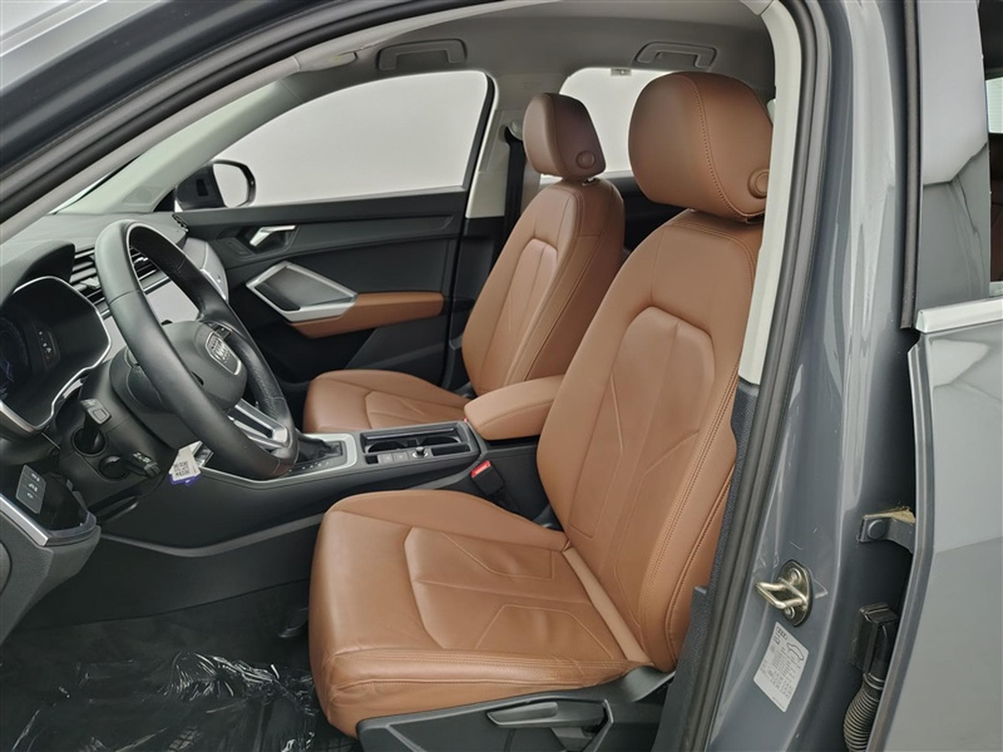 Audi Q3 Sportback PHEV 45 TFSIe S tronic  CUIR/NAVI/FULL LED/JA18 (2021) - Photo 7