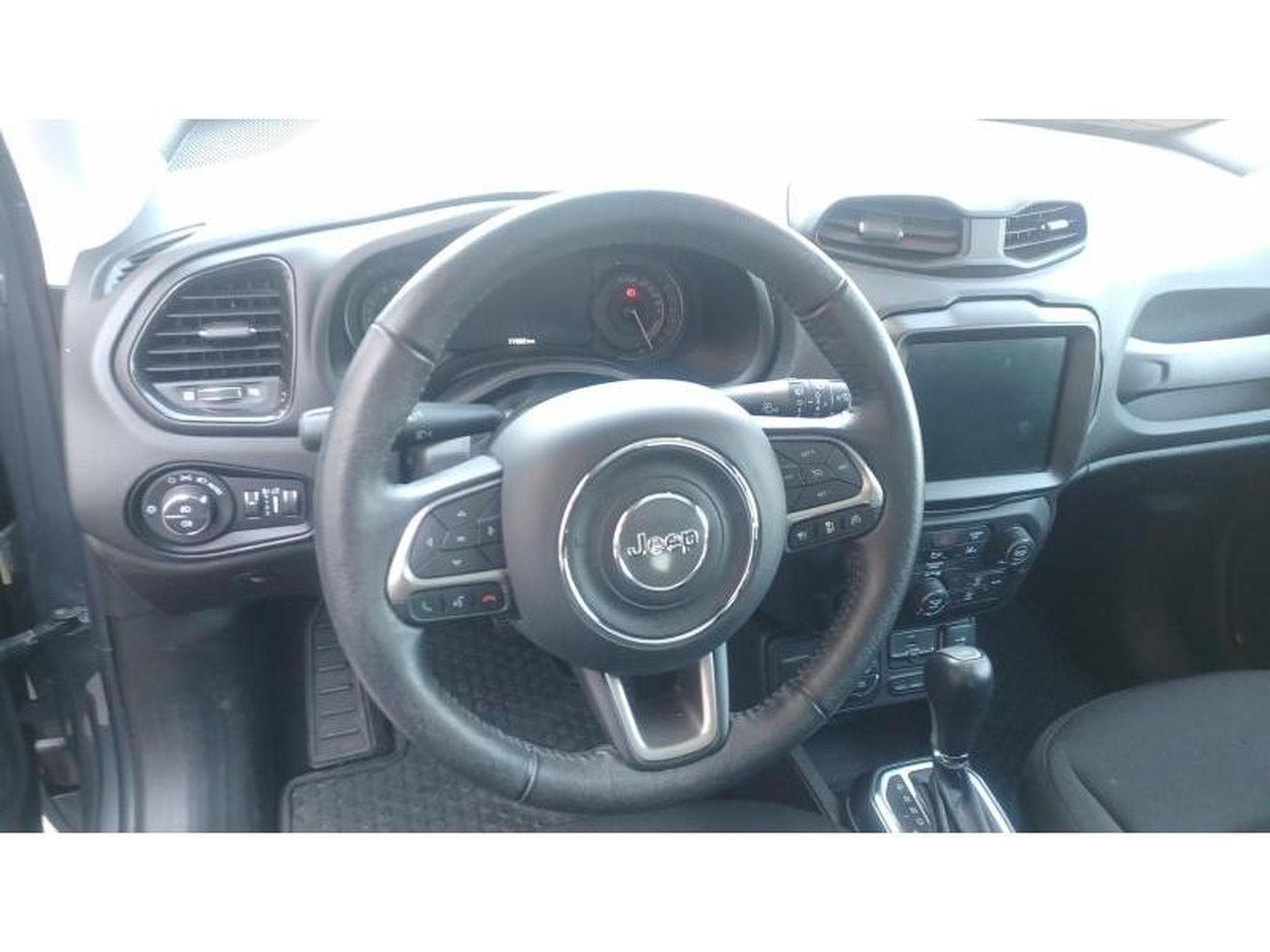 Jeep Renegade axt23 (2022) - Photo 19