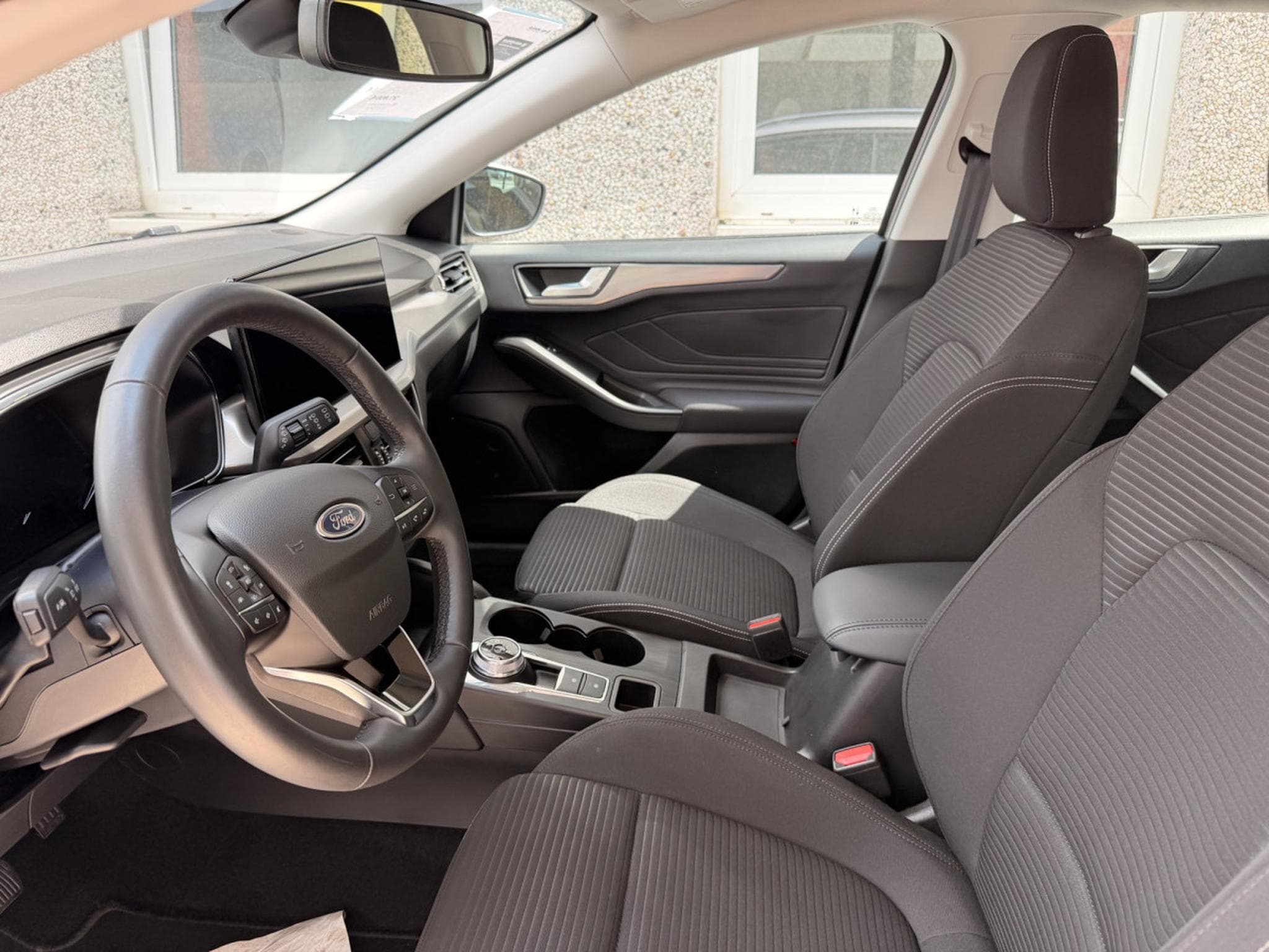 Ford Focus Clipper Titanium 1.5 Ecoblue 115cv A8 (2024) - Foto 5