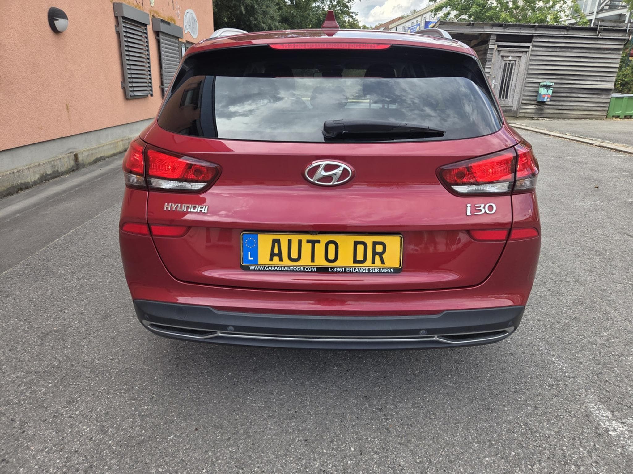 Hyundai i30 SW 1.6 CRDI 136 CV BVA Garantie 12 Mois (2021) - Photo 5