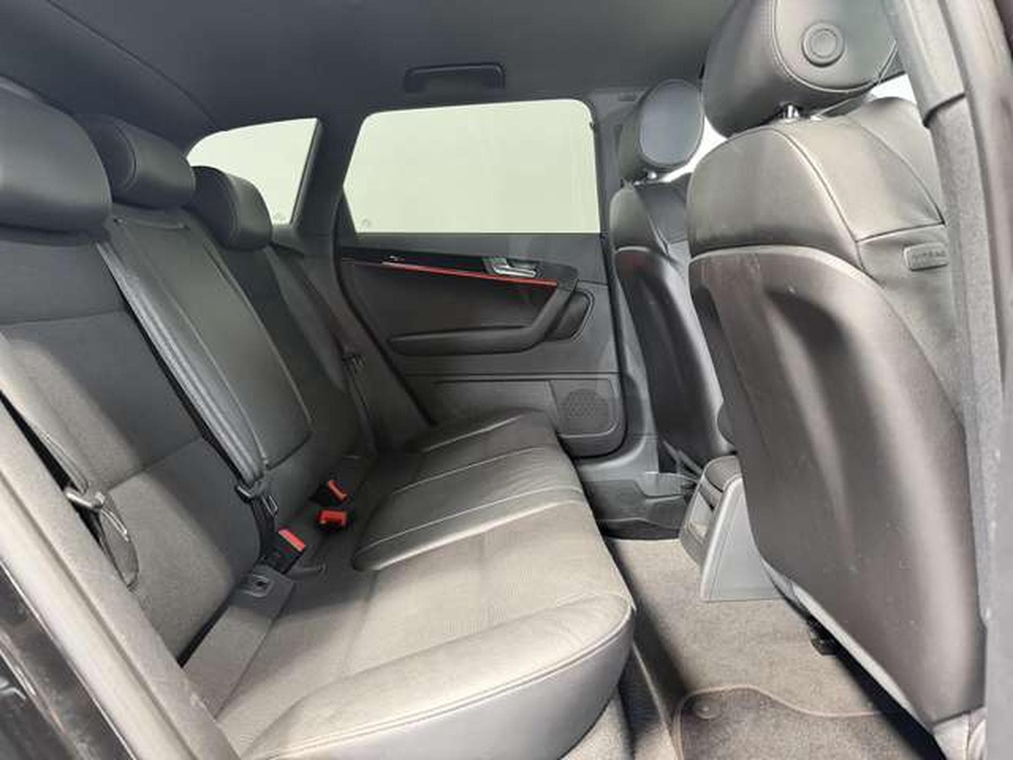 Audi A3 2.0 TDI S line *Tempomat *MMI *APS *Xenon (2010) - Photo 14