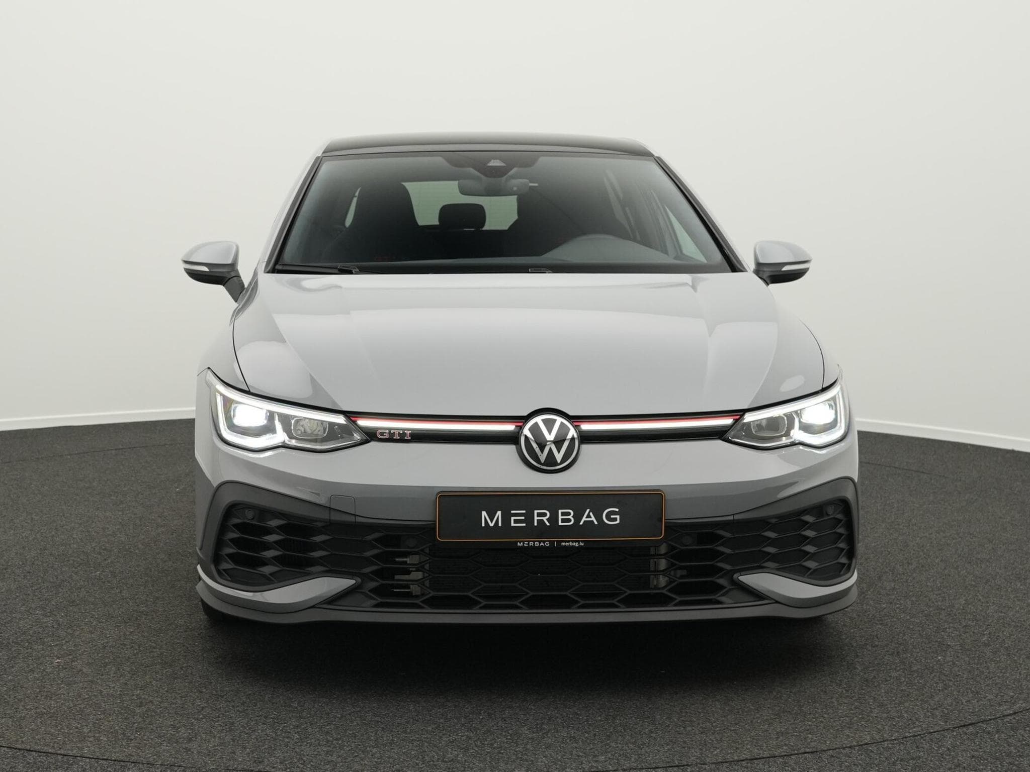 VW Golf VIII 2.0 TSI GTI Clubsport (2024) - Foto 2