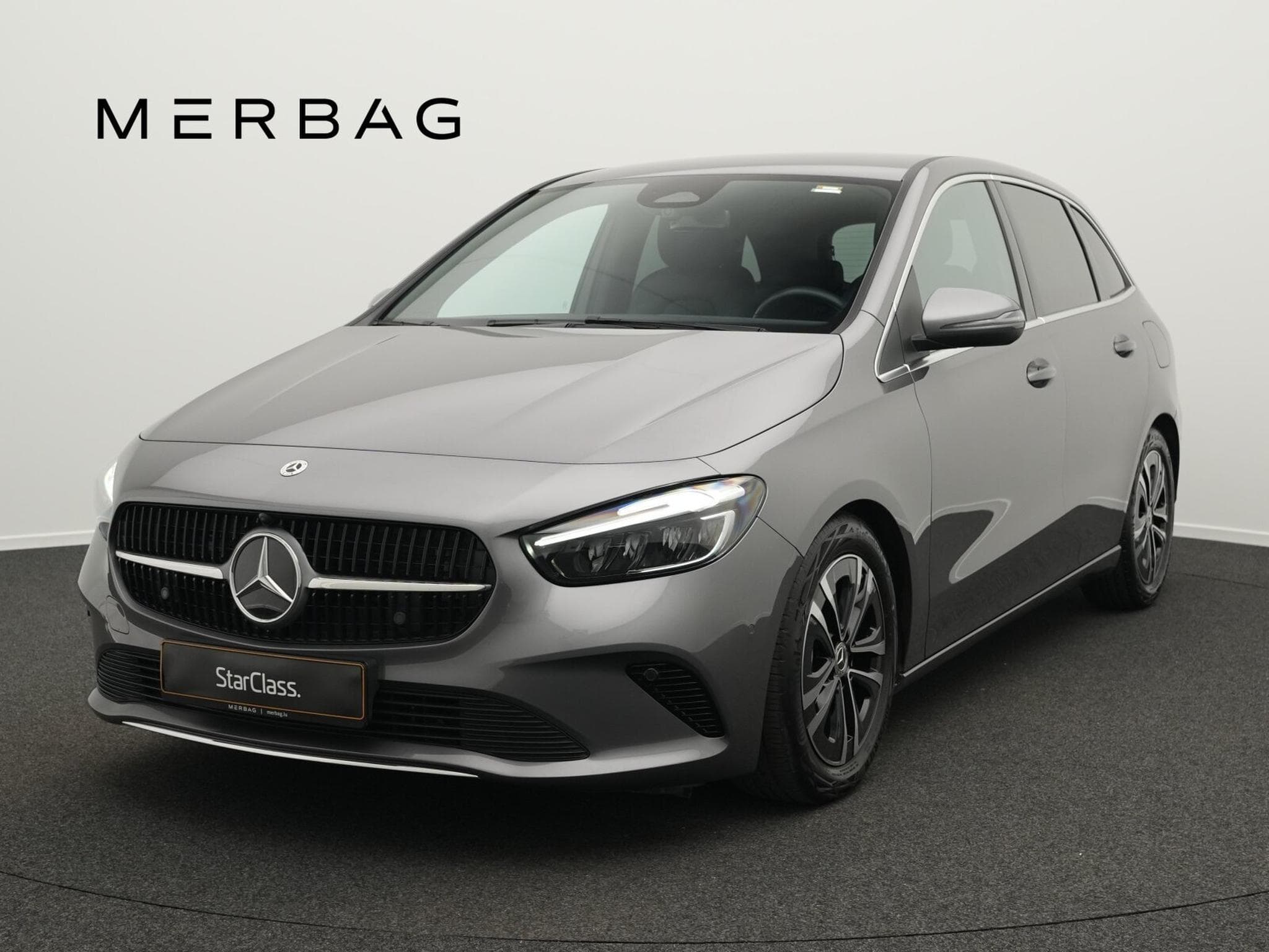 Mercedes B 180 LED+Kamera+Apple+MBUX (2024) - Foto 1