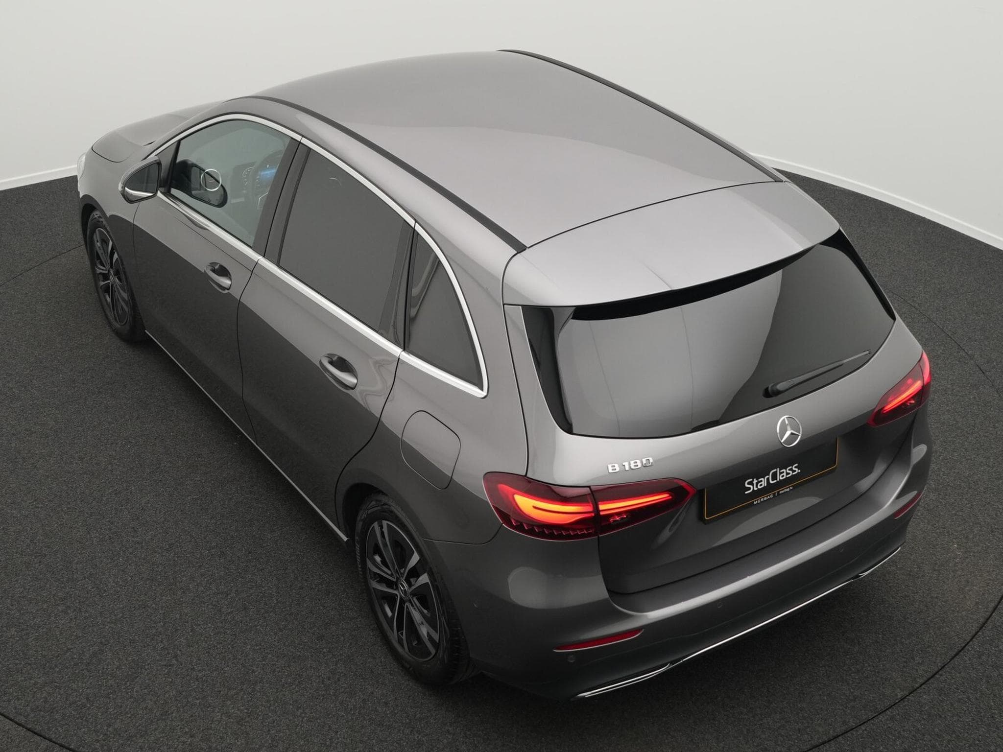 Mercedes B 180 LED+Kamera+Apple+MBUX (2024) - Foto 11