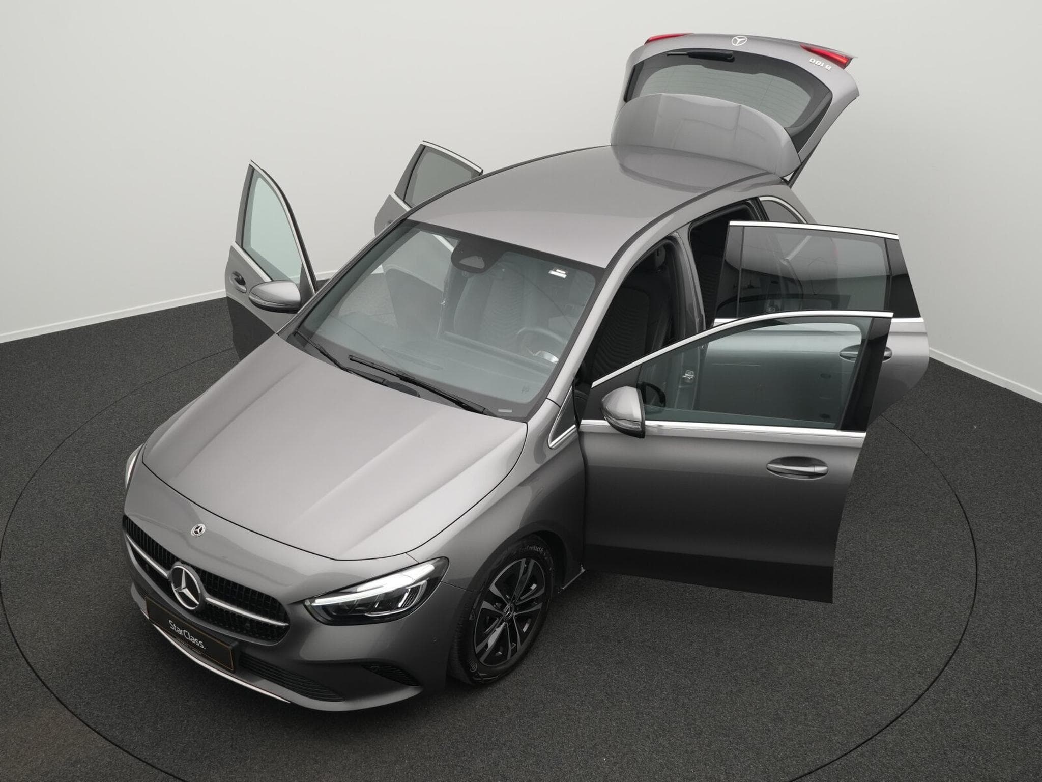 Mercedes B 180 LED+Kamera+Apple+MBUX (2024) - Foto 12