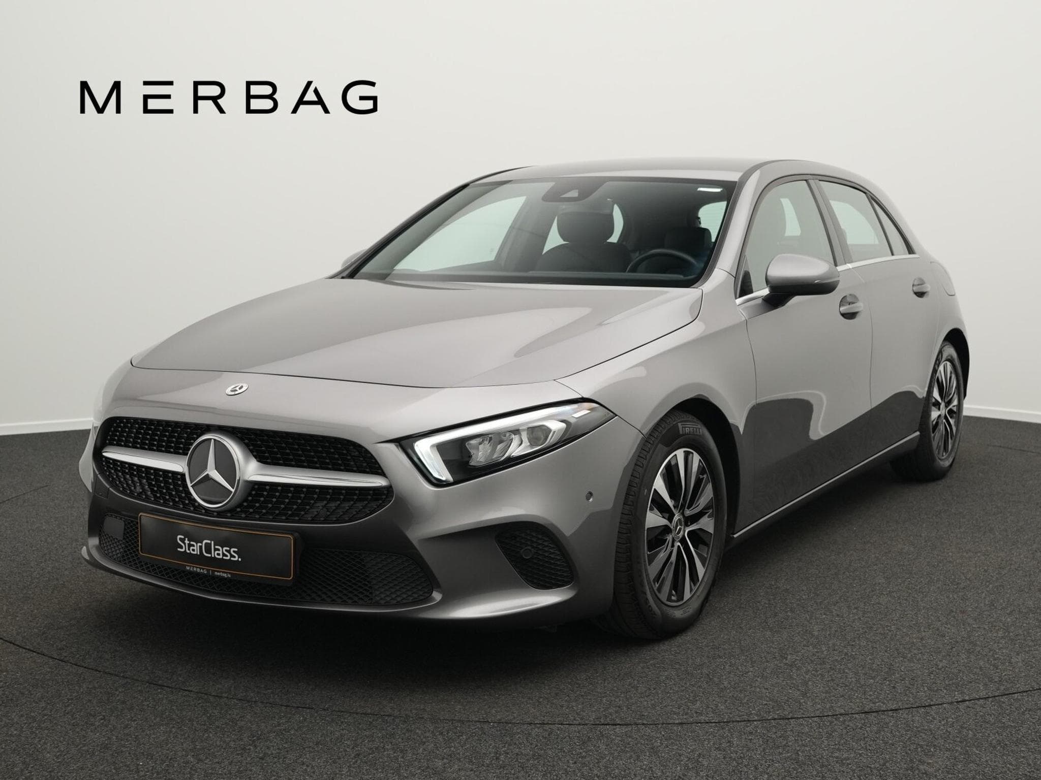 Mercedes A 180 LED+Kamera+MBUX (2022) - Foto 1