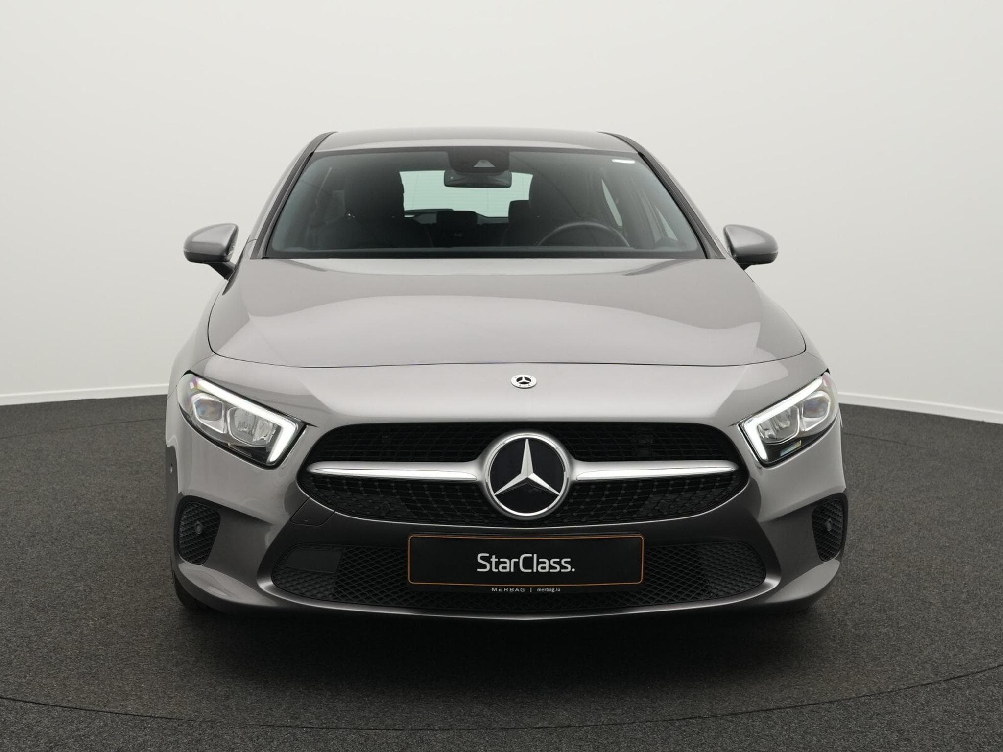 Mercedes A 180 LED+Kamera+MBUX (2022) - Foto 2