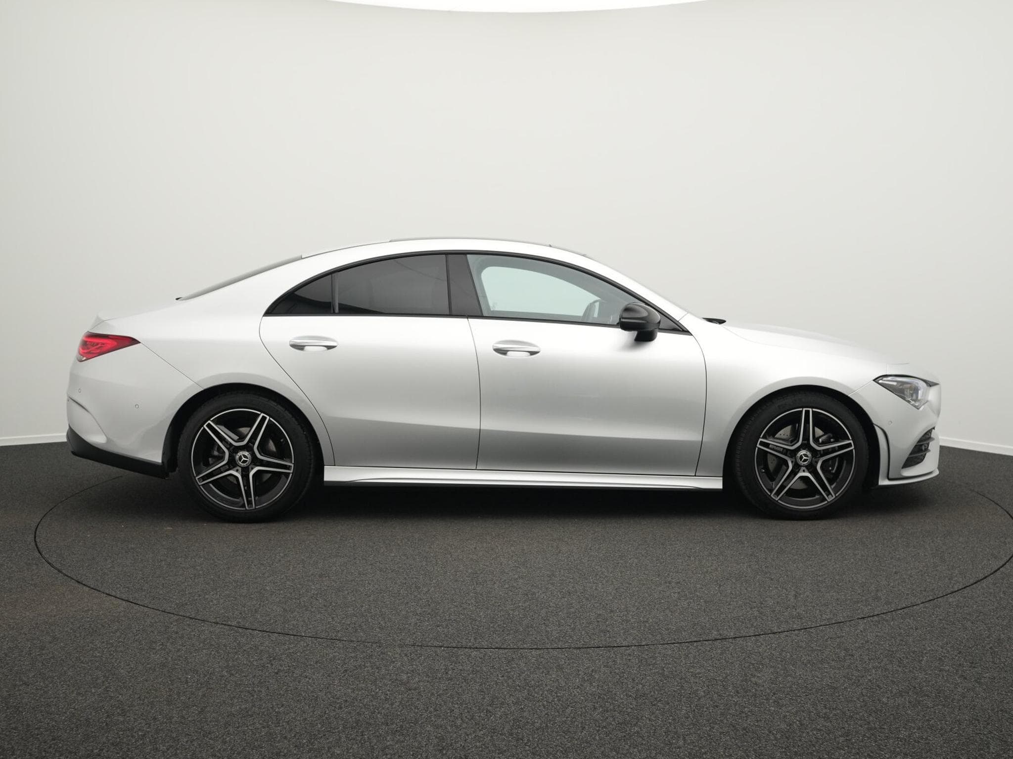 Mercedes CLA 200 Coupé (2022) - Foto 5