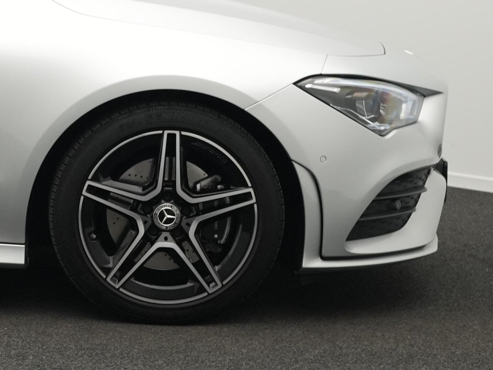 Mercedes CLA 200 Coupé (2022) - Foto 6