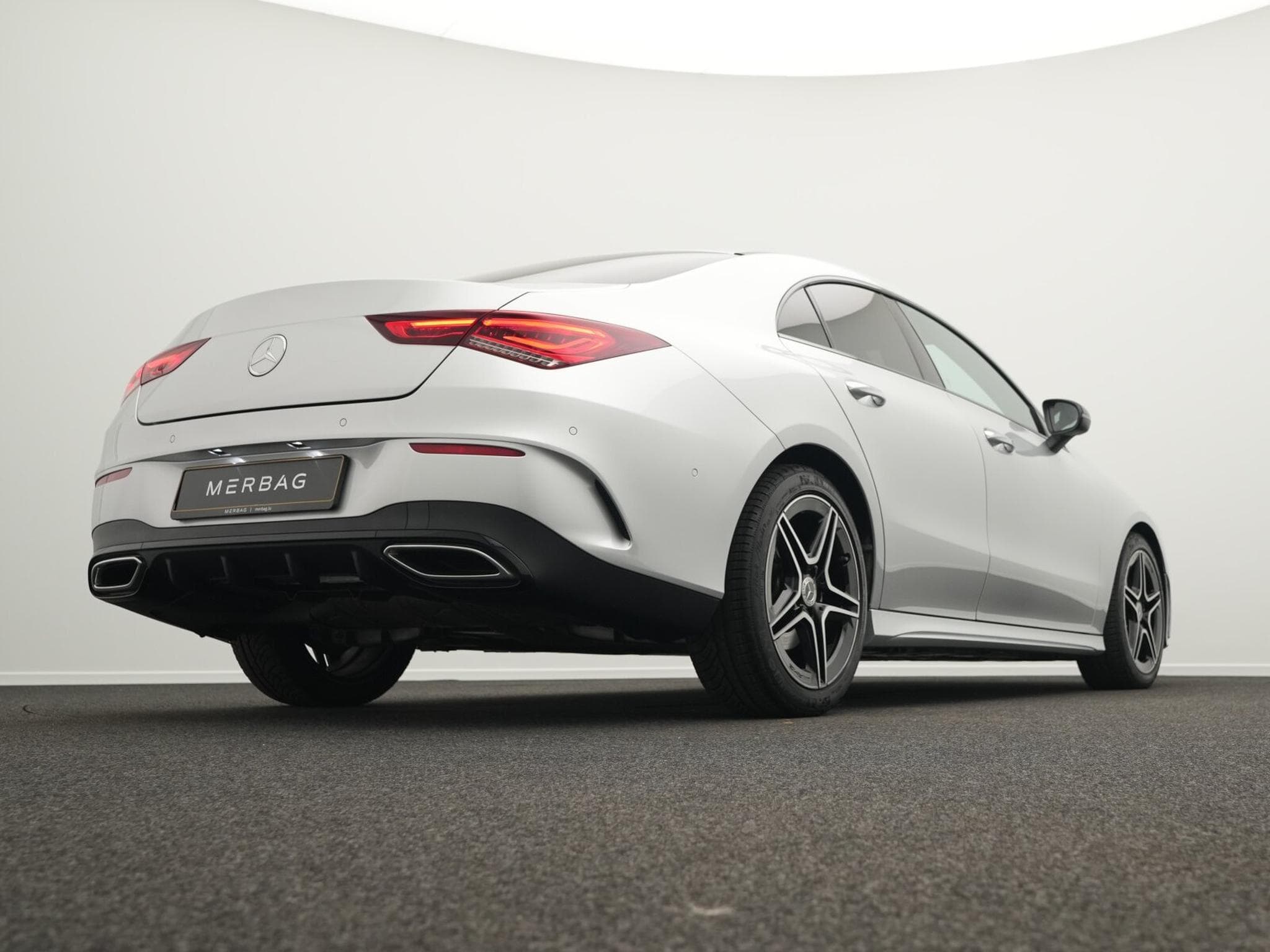 Mercedes CLA 200 Coupé (2022) - Foto 9