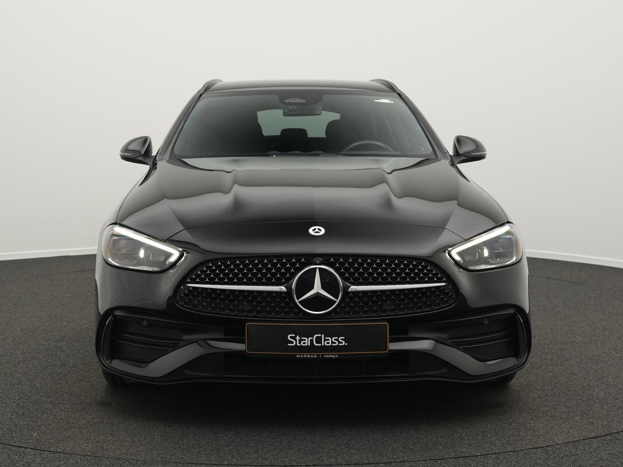 Mercedes C 300 e T AMG-Line Digital+360°+Night+EasyPack (2023) - Foto 2