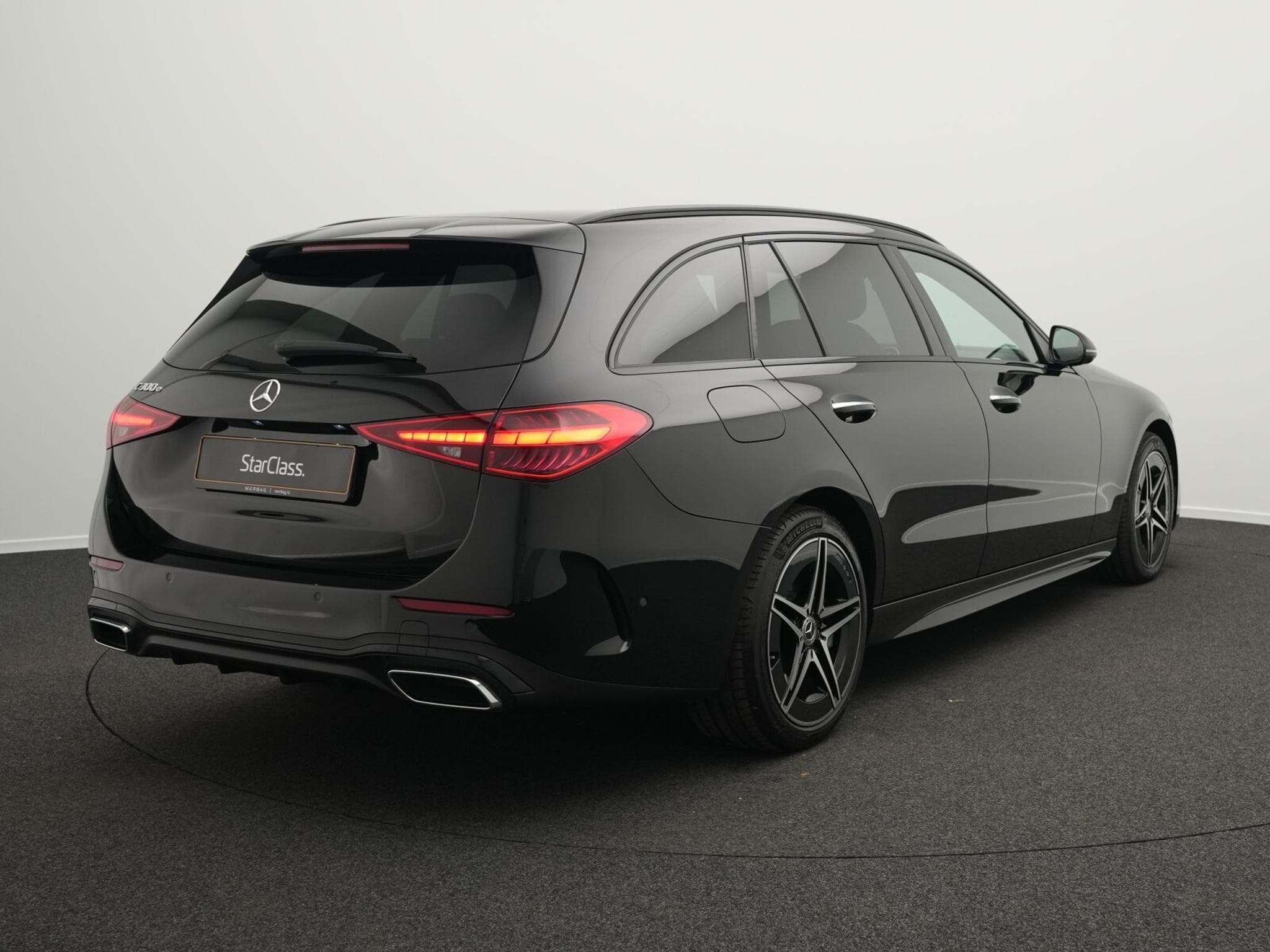 Mercedes C 300 e T AMG-Line Digital+360°+Night+EasyPack (2023) - Foto 3