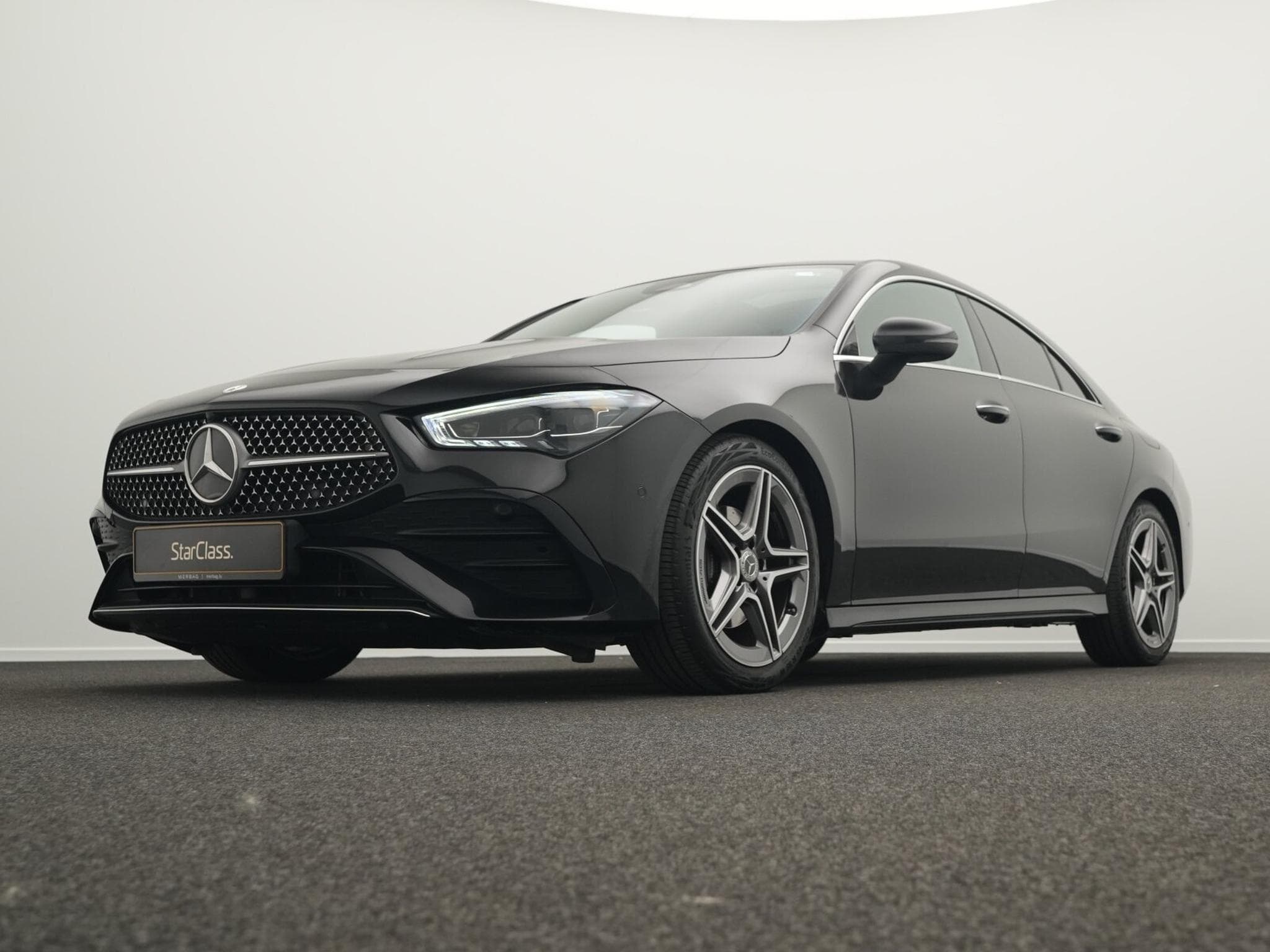 Mercedes CLA 180 AMG-Line Cpe Multi+Pano+AHK+MBUX+Apple (2024) - Foto 10