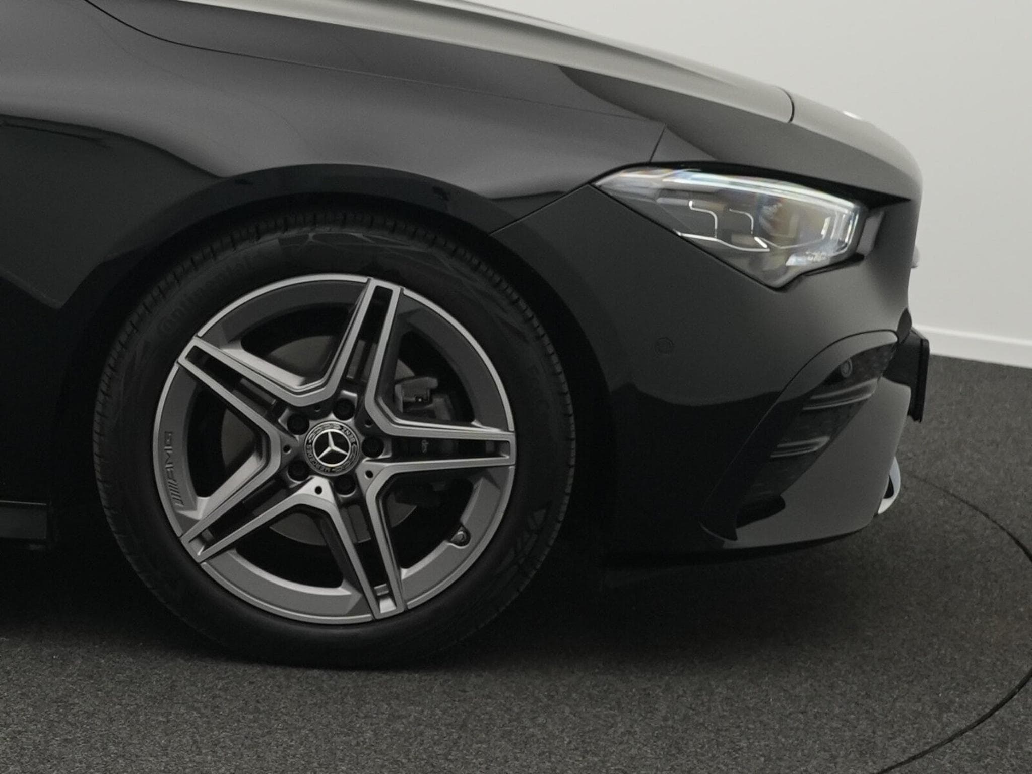 Mercedes CLA 180 AMG-Line Cpe Multi+Pano+AHK+MBUX+Apple (2024) - Foto 8