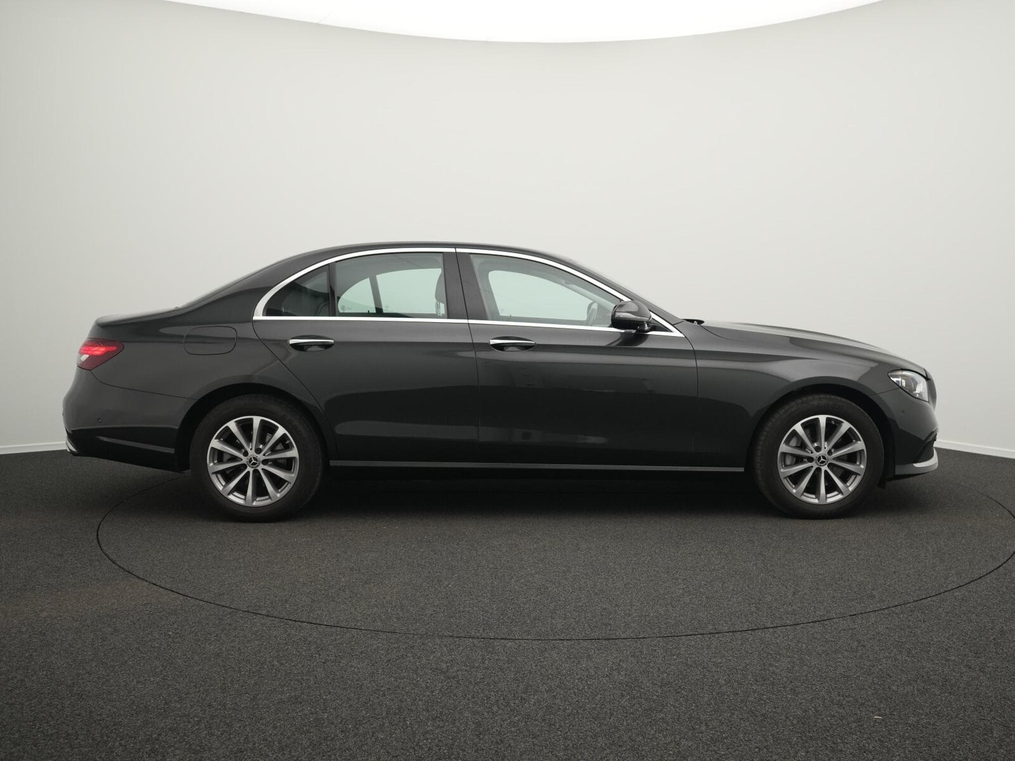 Mercedes E 220 d 4MATIC Limousine (2021) - Foto 5