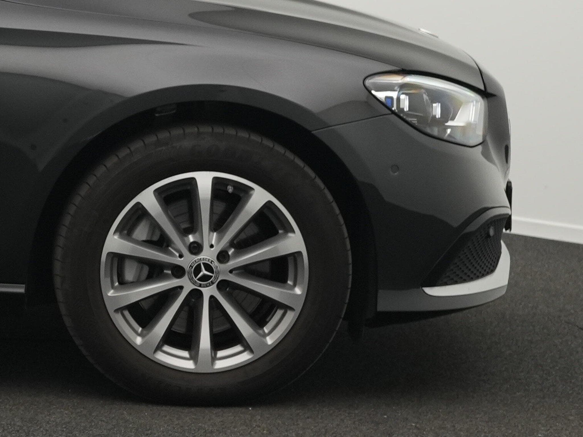 Mercedes E 220 d 4MATIC Limousine (2021) - Foto 8