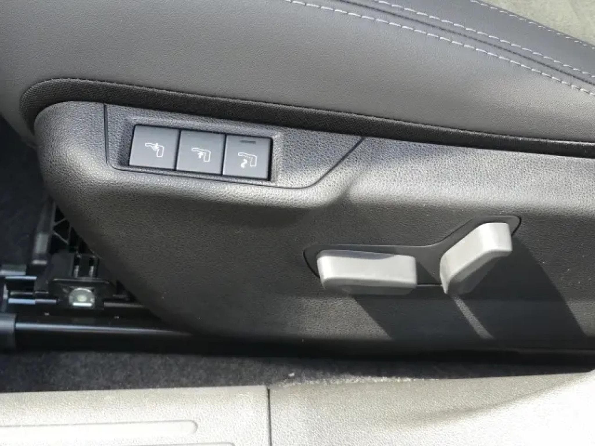 Fiat 600 HYBRID SPORT 1.2 (2026) - Photo 11