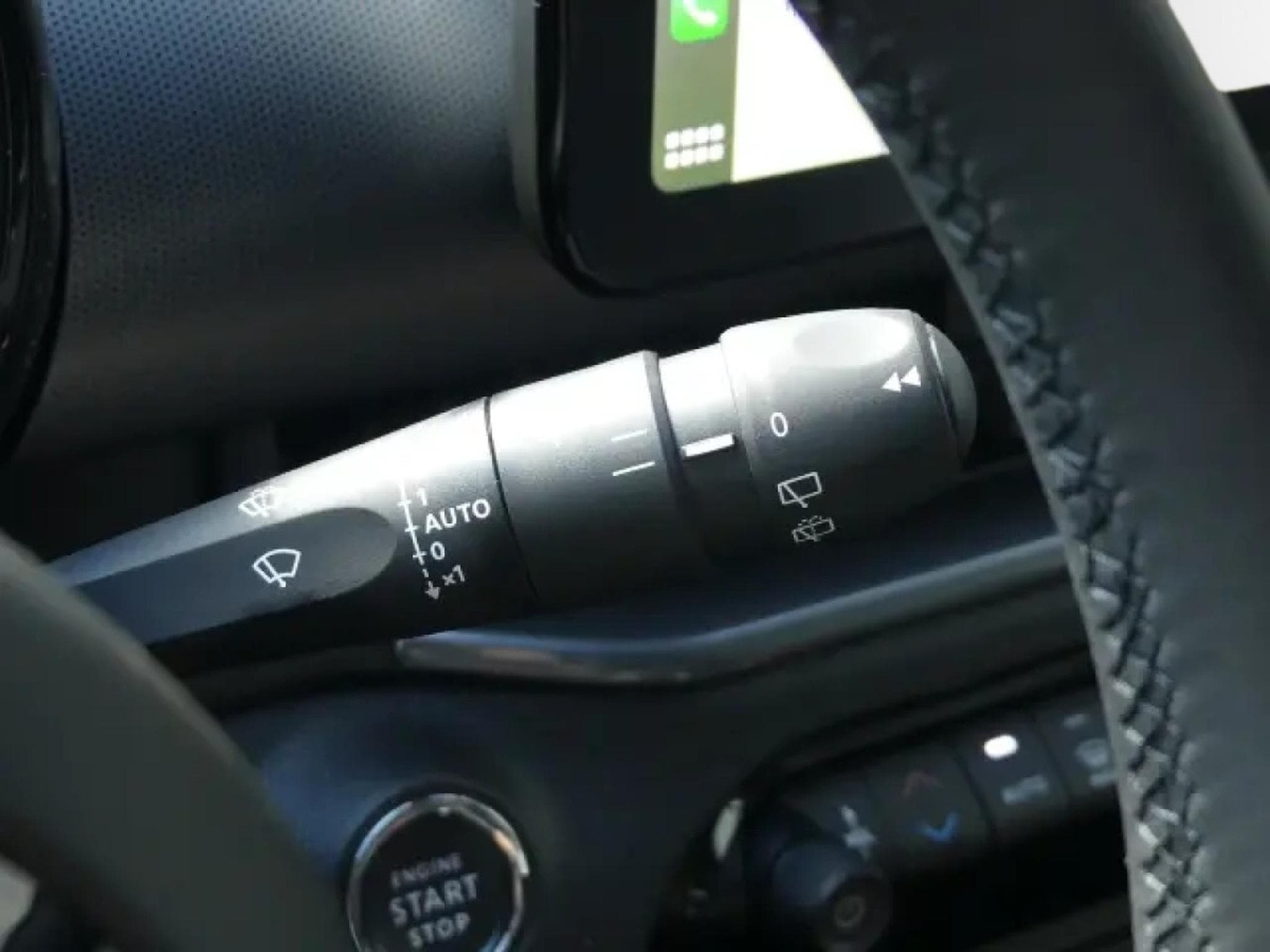 Fiat 600 HYBRID SPORT 1.2 (2026) - Photo 17