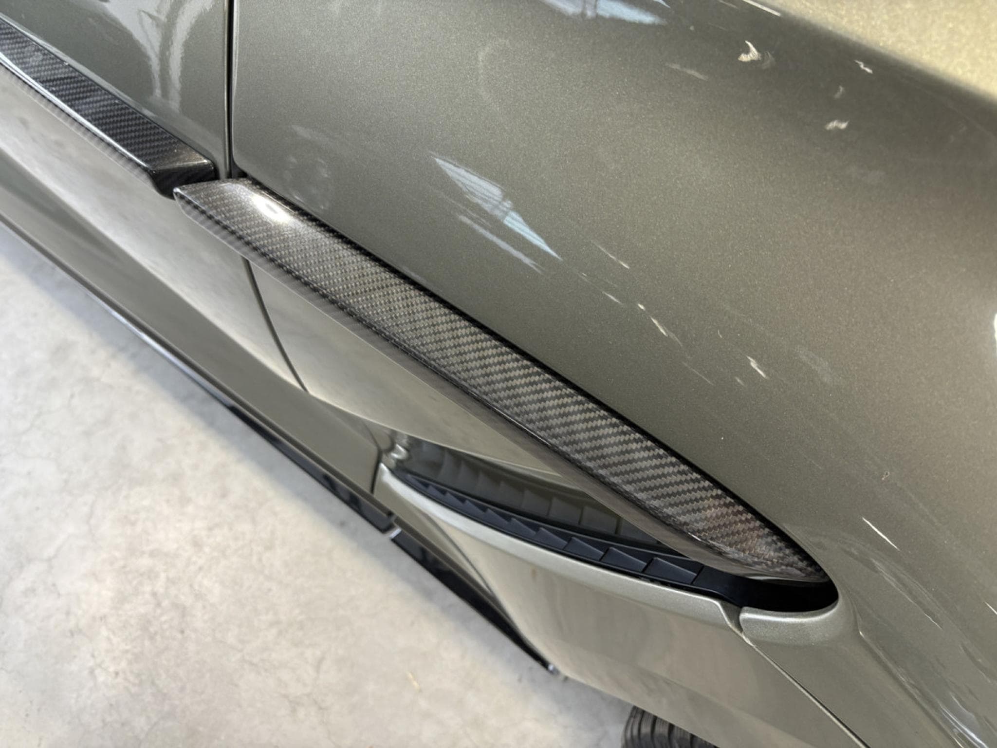 Aston-Martin DBX ASTON MARTIN DBX707 °FACELIFT° 4.0 V8 BITURBO – FULL CARBON (2025) - Photo 10