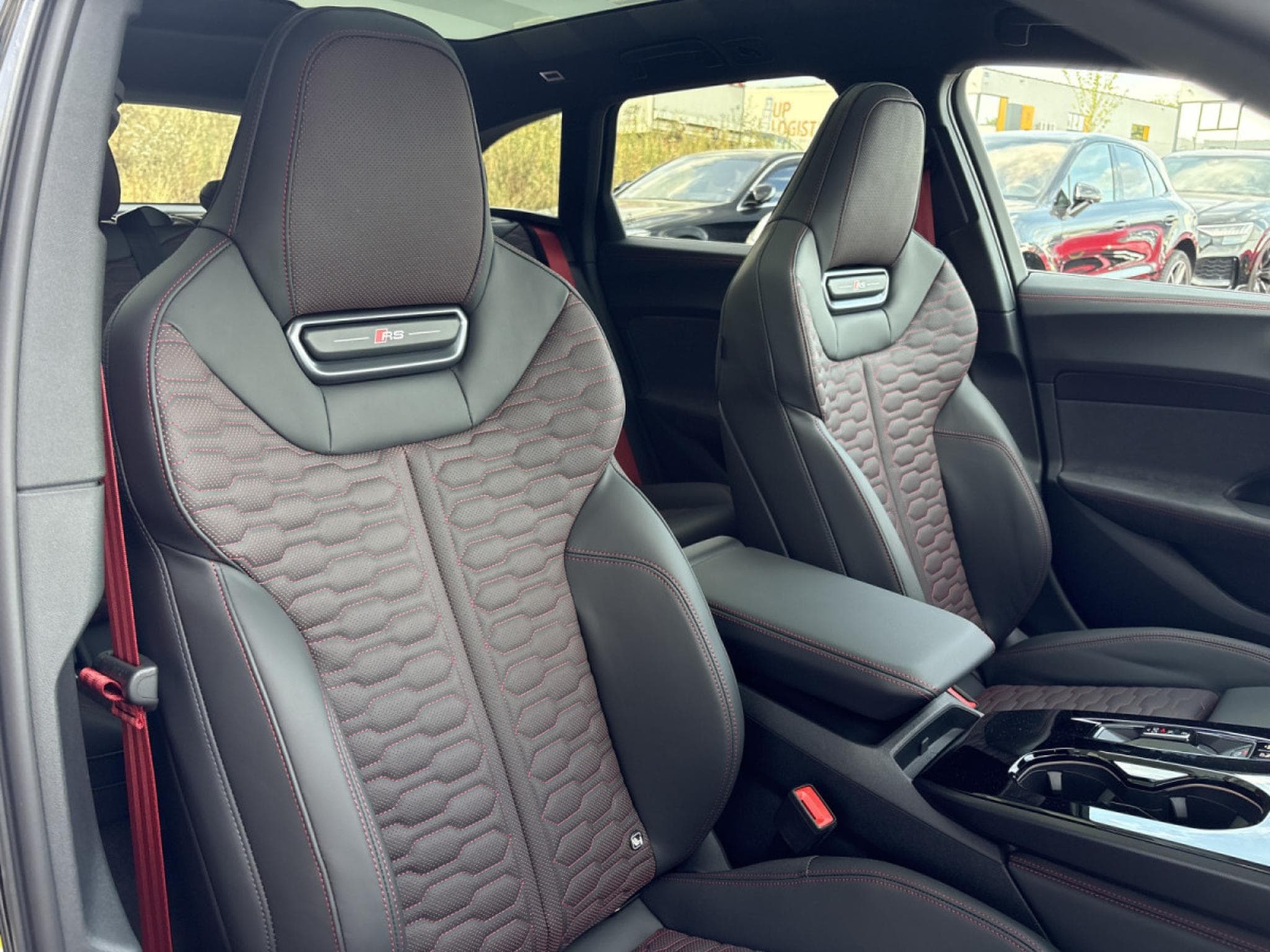 Audi RS5 Audi RS5 Avant Performance Facelift – Carbone_Céramique – RS (2026) - Photo 14