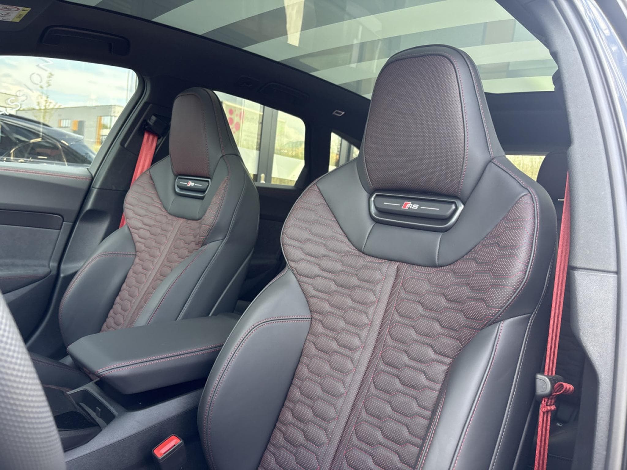 Audi RS5 Audi RS5 Avant Performance Facelift – Carbone_Céramique – RS (2026) - Photo 19