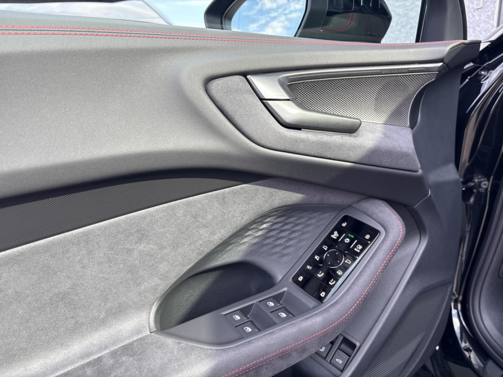 Audi RS5 Audi RS5 Avant Performance Facelift – Carbone_Céramique – RS (2026) - Photo 20