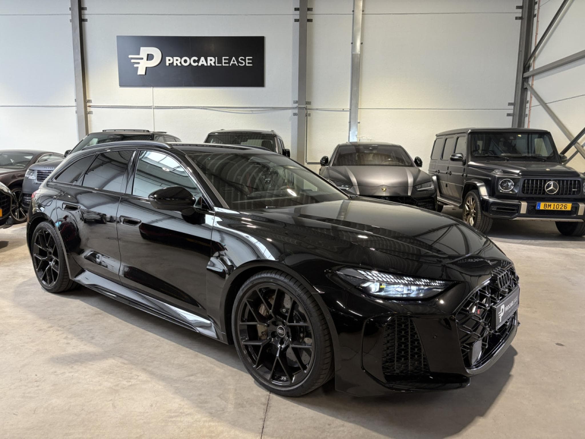 Audi RS5 Audi RS5 Avant Performance Facelift – Carbone_Céramique – RS (2026) - Photo 4