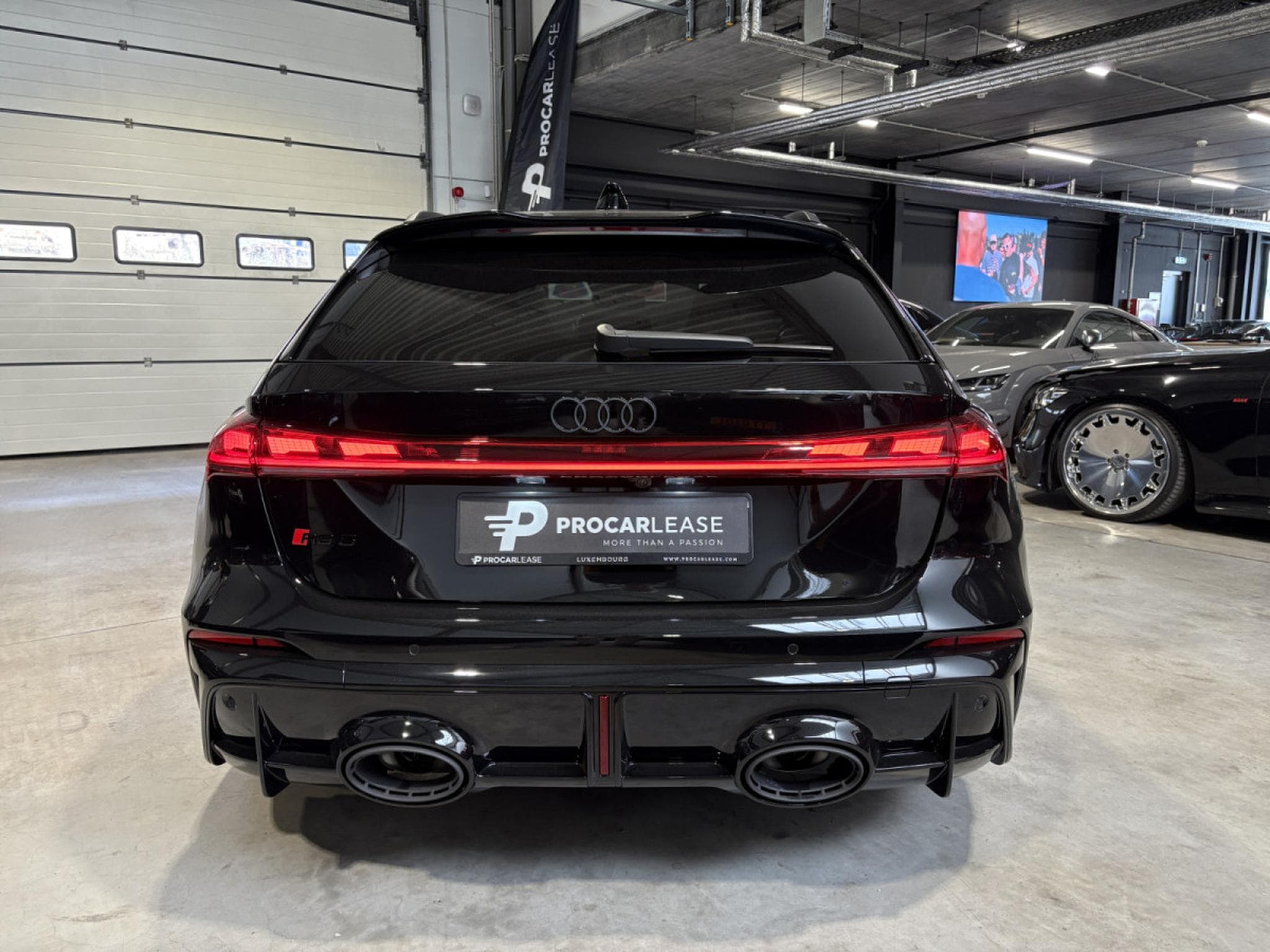 Audi RS5 Audi RS5 Avant Performance Facelift – Carbone_Céramique – RS (2026) - Photo 7