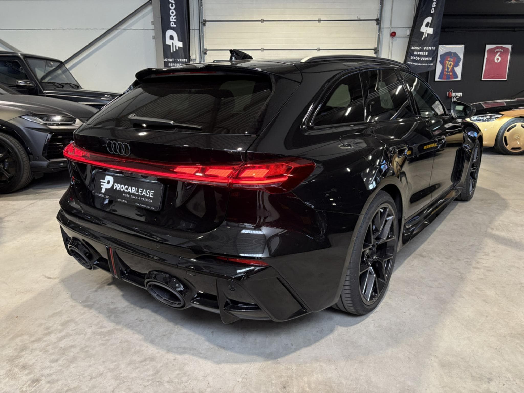 Audi RS5 Audi RS5 Avant Performance Facelift – Carbone_Céramique – RS (2026) - Photo 8