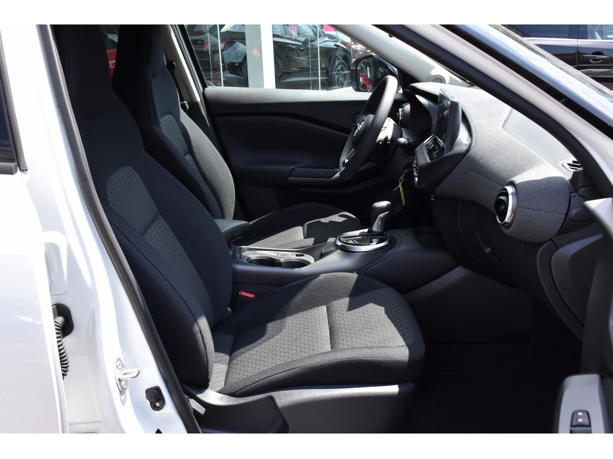 Nissan Juke 1.0 DIG-T Acenta 7DCT REGUL APP-CONNECT CAM NEUF (2026) - Foto 7