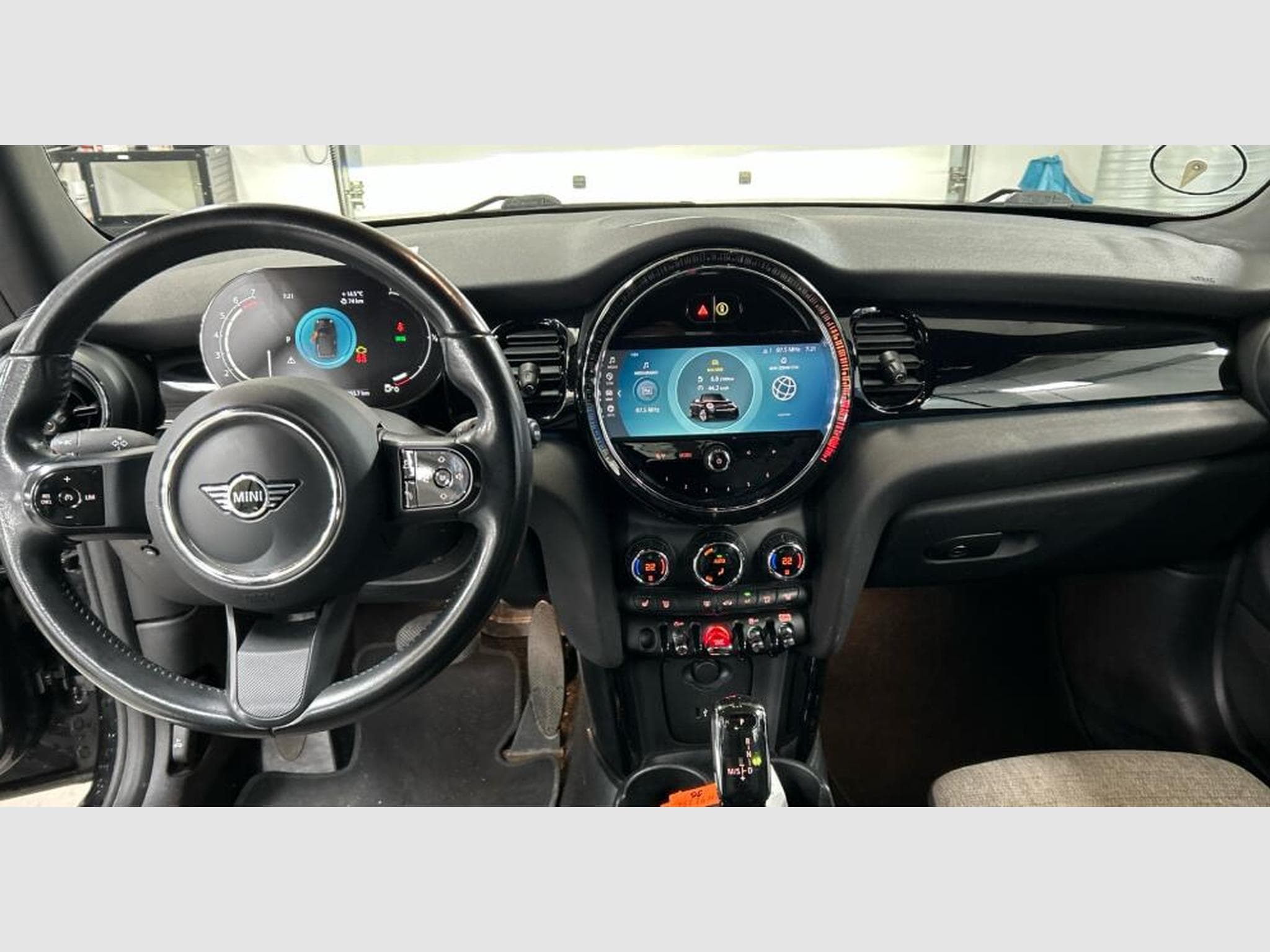 MINI Cooper EXPERIENCE AUT 136cv NAVI / REGUL / CAMERA (2022) - Foto 6
