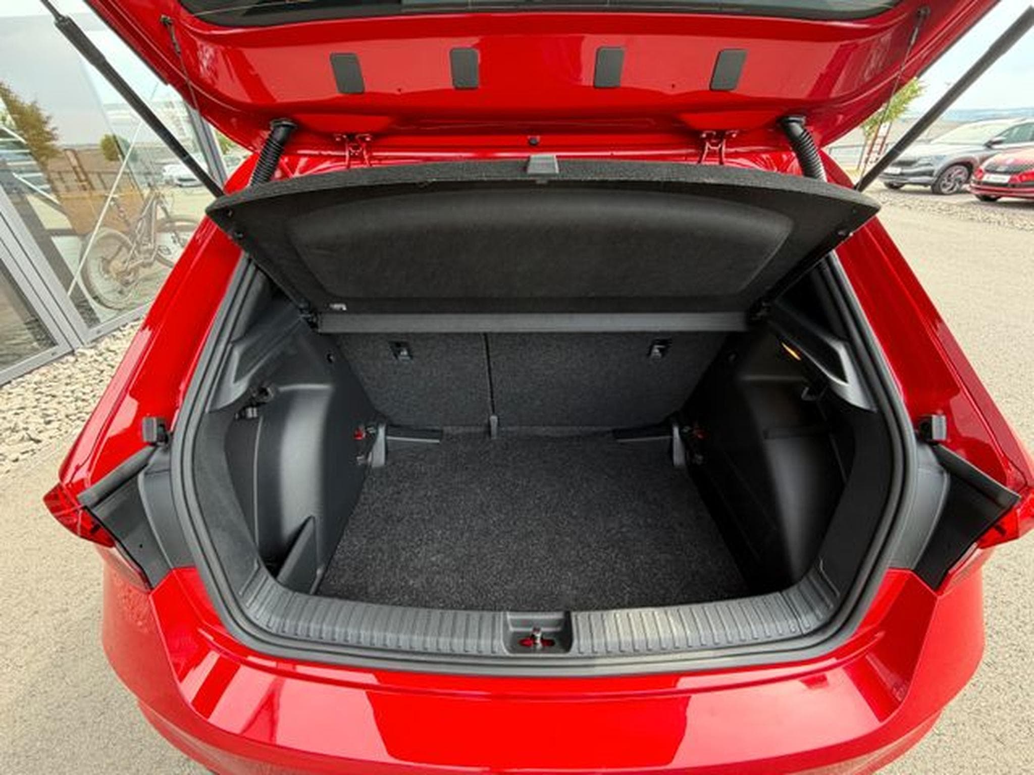Skoda Fabia Fabia 1,5TSi DSG MonteCarlo Navi Pano Matrix Key (2025) - Photo 12