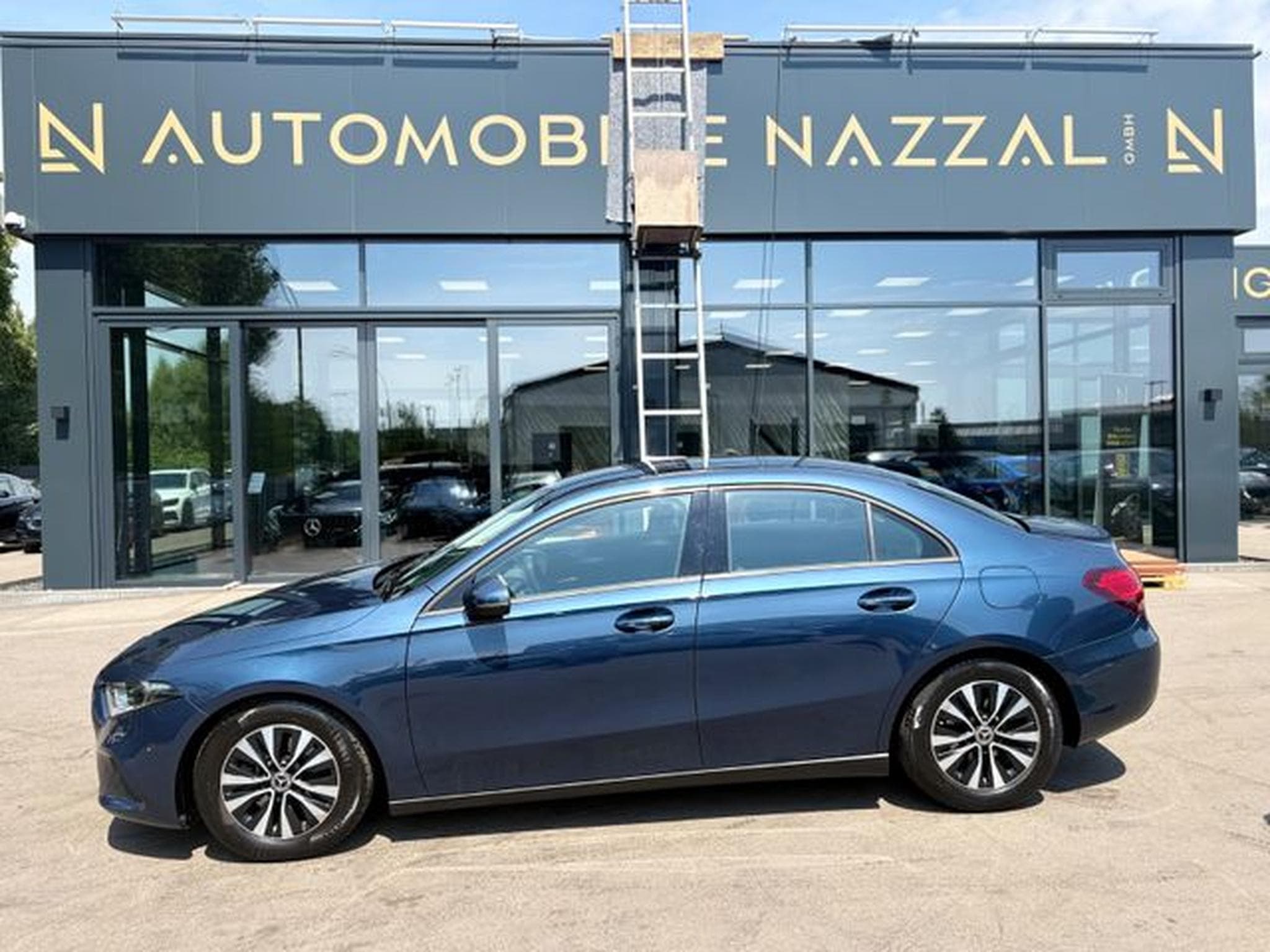 Mercedes A 180 A 180 d LIMOUSINE *MULTIBEAM*KAM*SHZ*ALU* (2021) - Foto 11