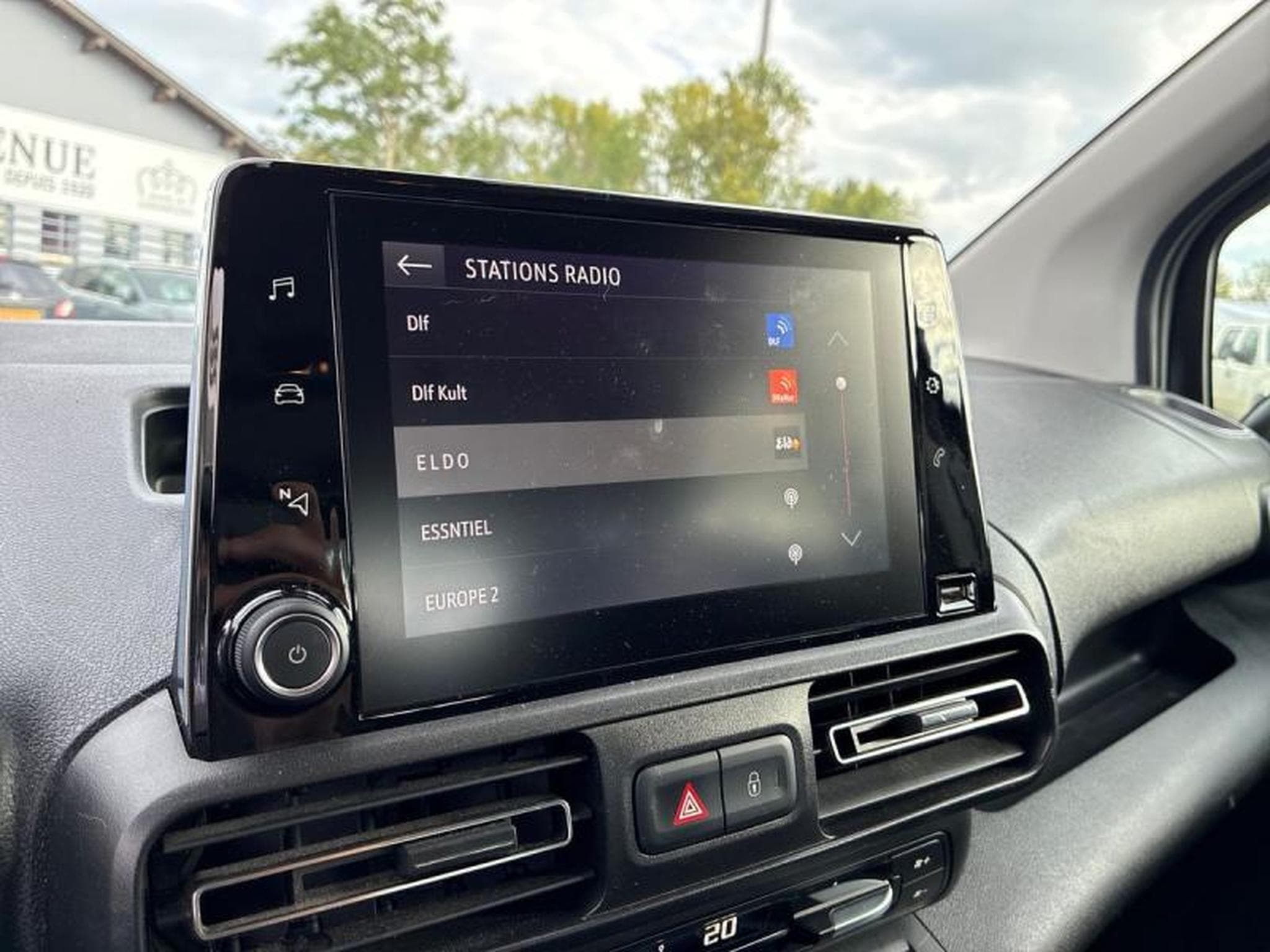Opel Combo Life E Edition (2020) - Photo 9